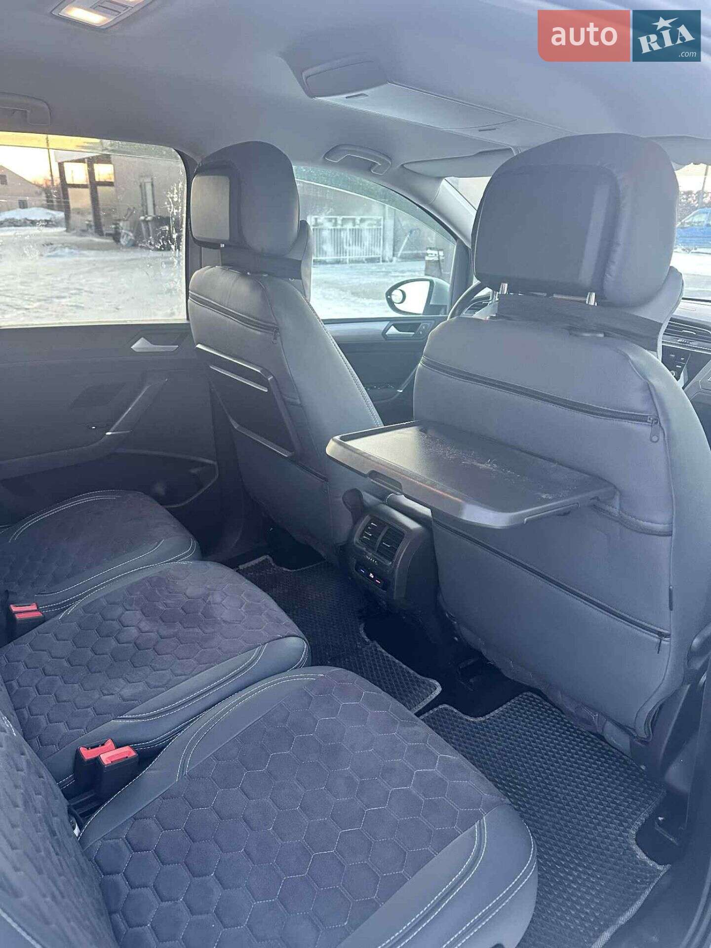 Volkswagen Touran 2020 VIN WVGZZZ1TZLW052719 фото оголошення 4 з 10