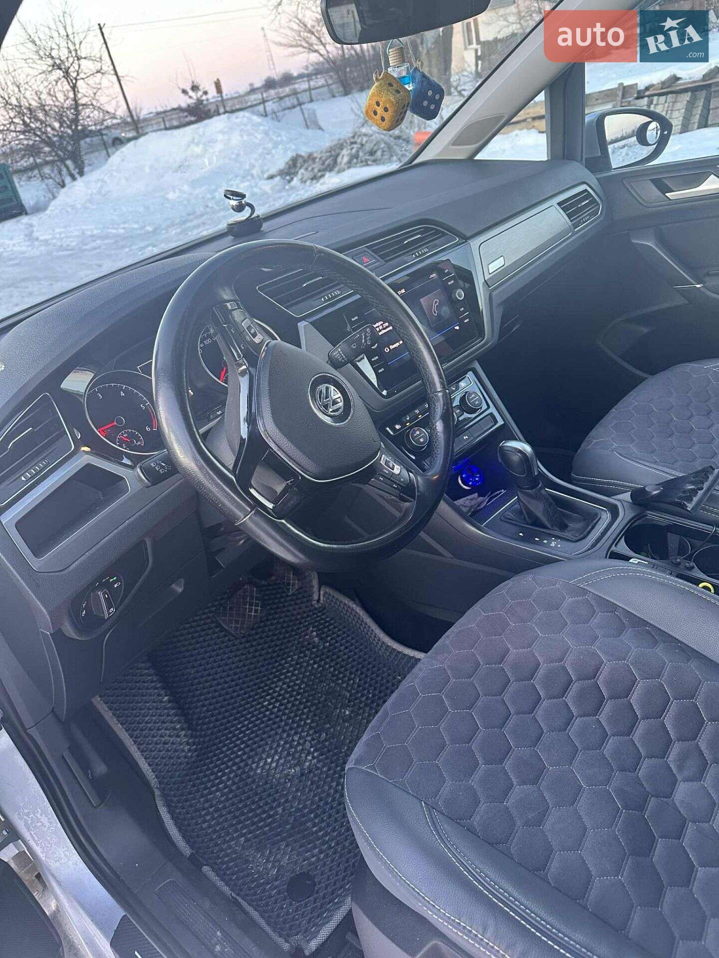 Volkswagen Touran 2020 VIN WVGZZZ1TZLW052719 фото оголошення 7 з 10