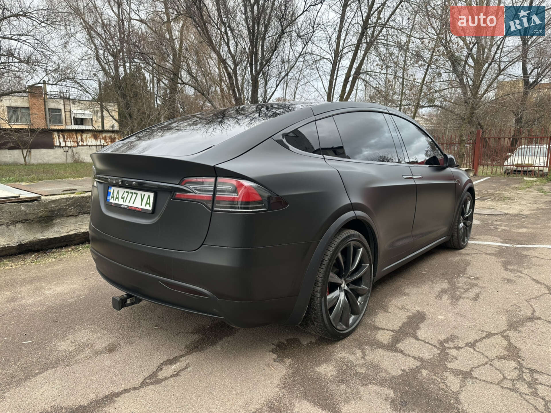 Tesla Model X 2016 VIN 5YJXCAE40GF000955 фото оголошення 3 з 27