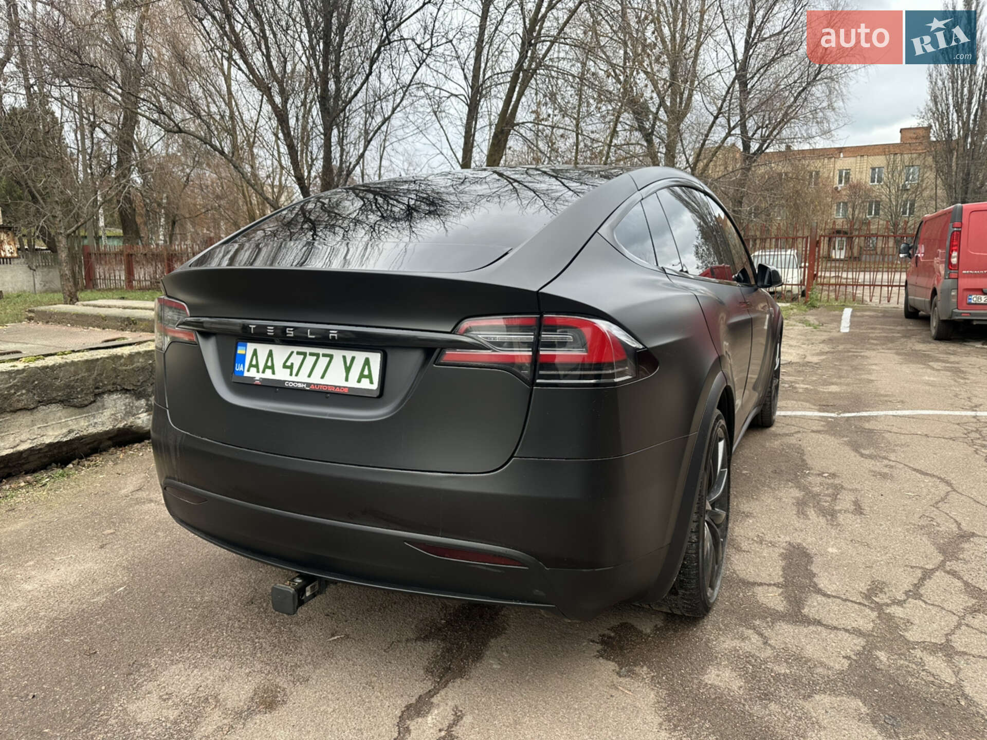 Tesla Model X 2016 VIN 5YJXCAE40GF000955 фото оголошення 4 з 27