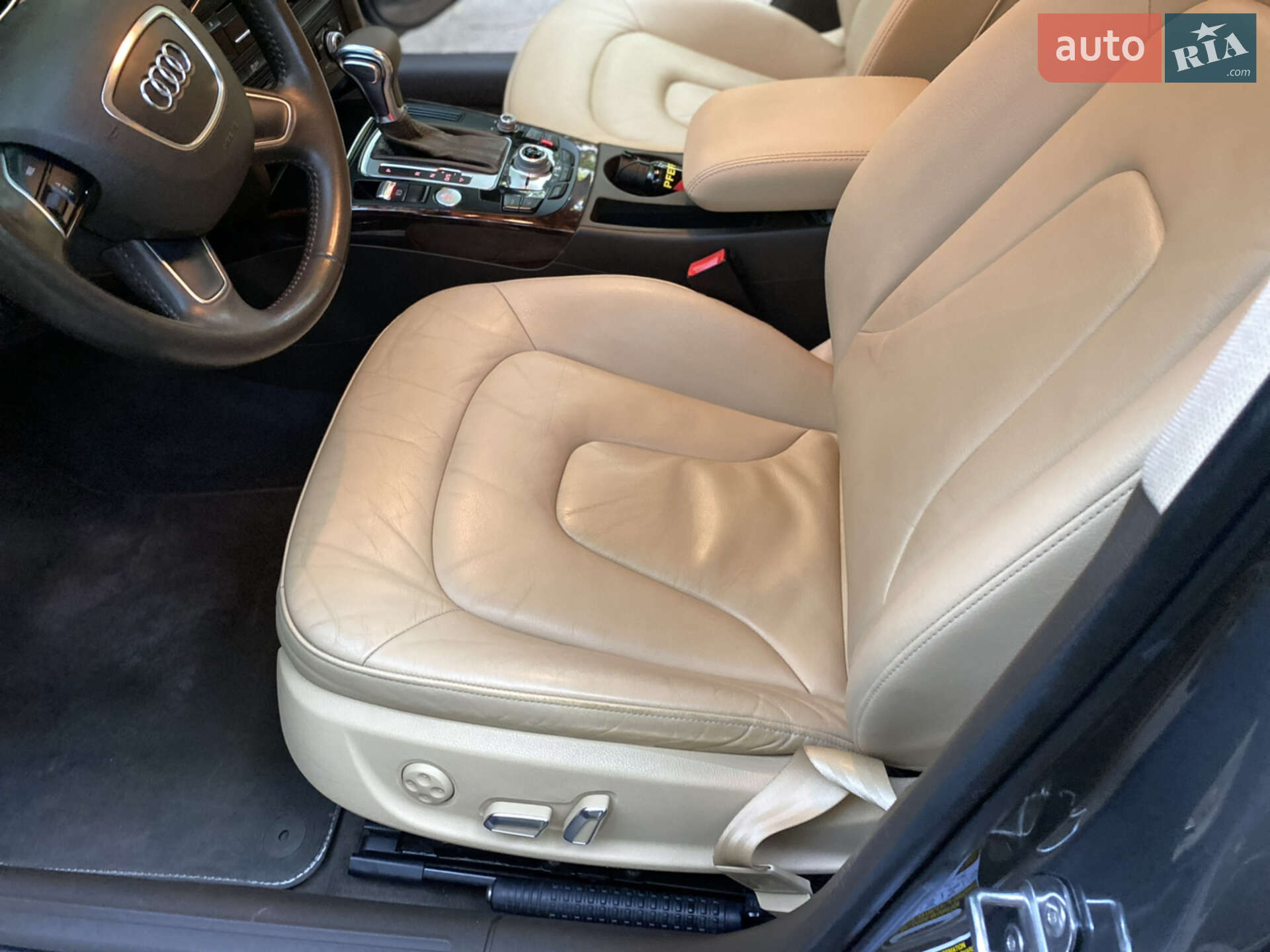 Audi A4 2014 VIN WAUFFAFL8EN036946 фото оголошення 37 з 62
