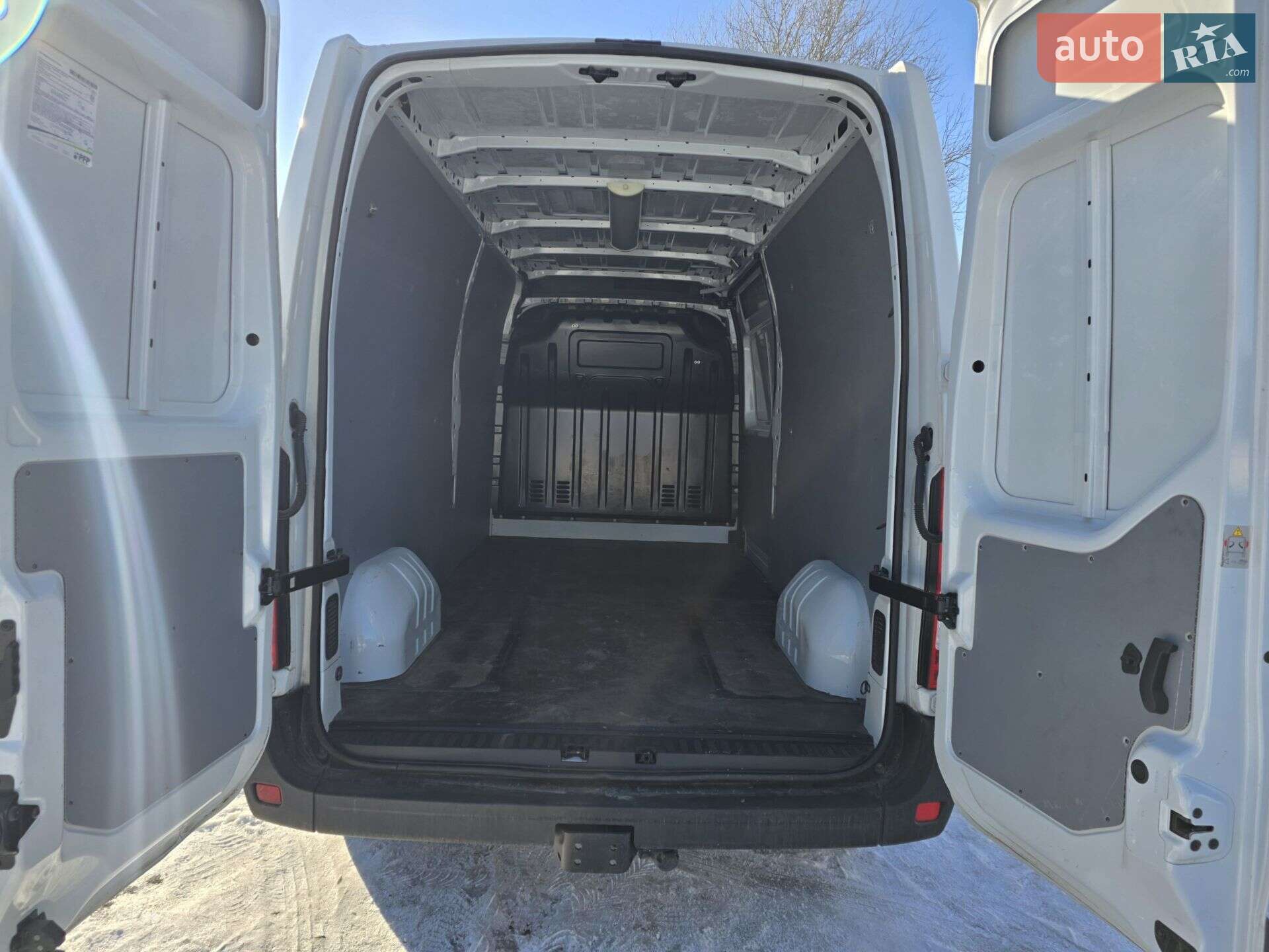 Renault Master 2017 VIN VF6MF000557747293 фото оголошення 8 з 9