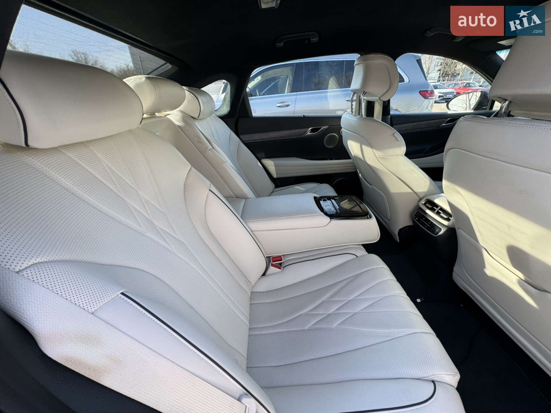Genesis G80 2022 VIN KMTGE4S13PU003685 фото оголошення 25 з 26