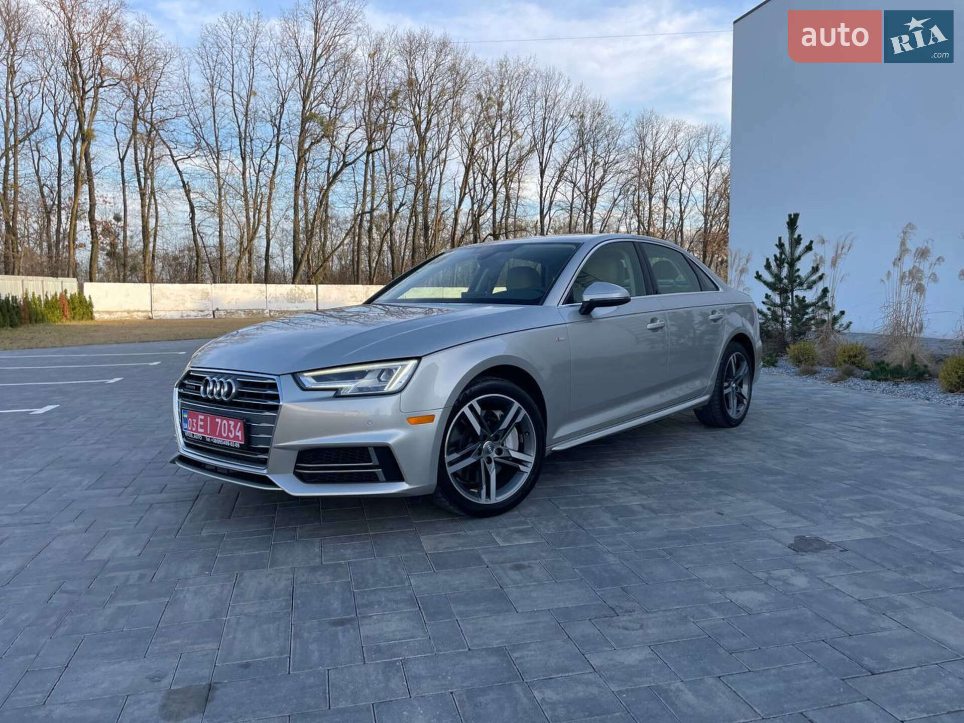 Audi A4 2017 VIN WAUENAF49HN070857 фото оголошення 7 з 77