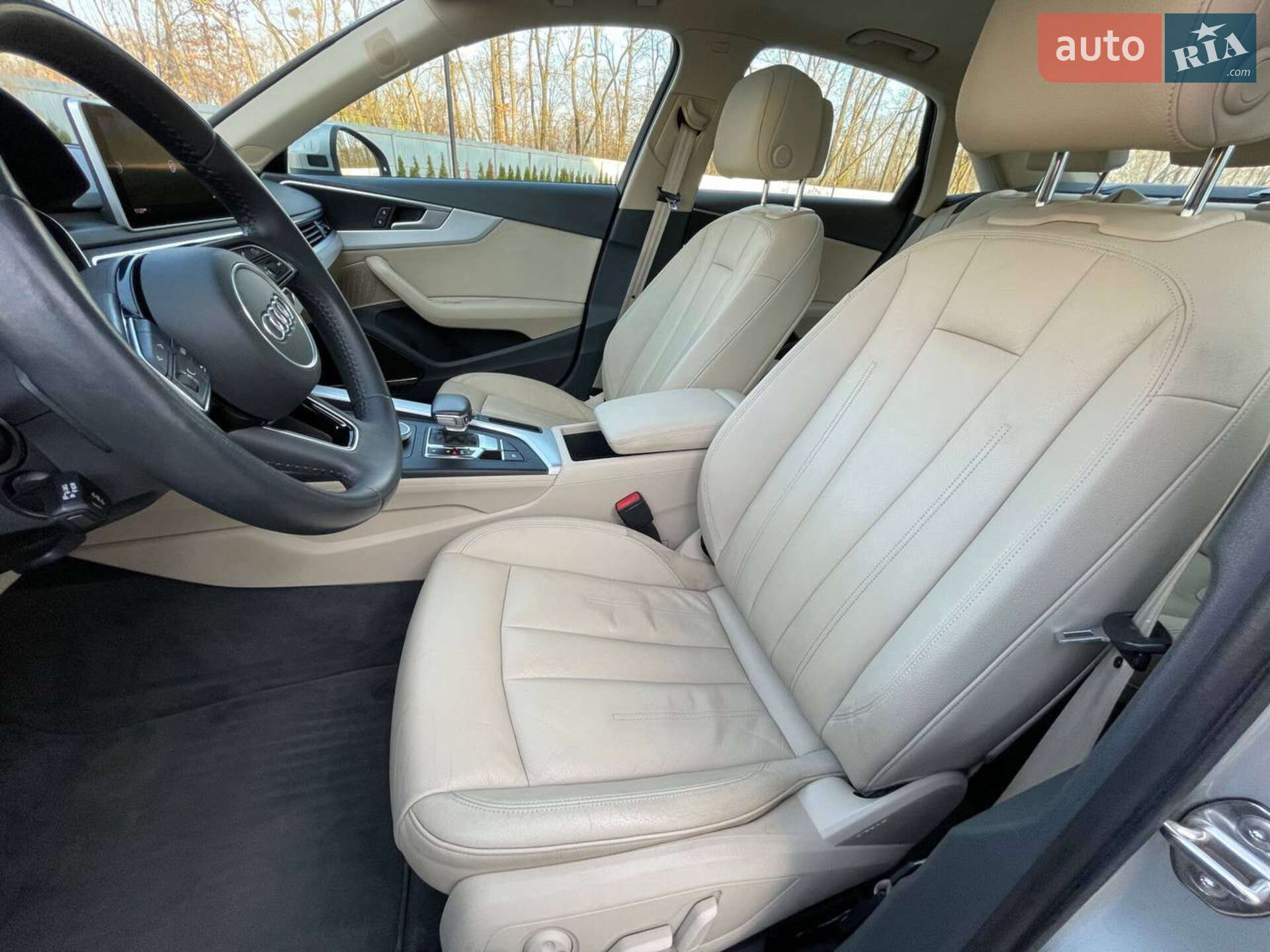 Audi A4 2017 VIN WAUENAF49HN070857 фото оголошення 49 з 77