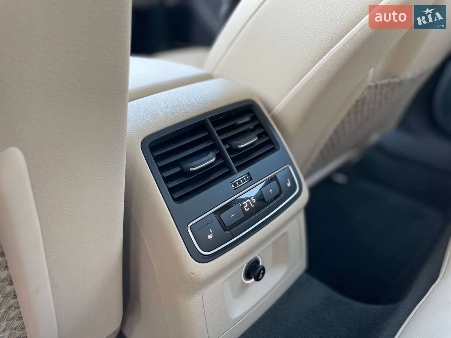 Audi A4 2017 VIN WAUENAF49HN070857 фото оголошення 55 з 77