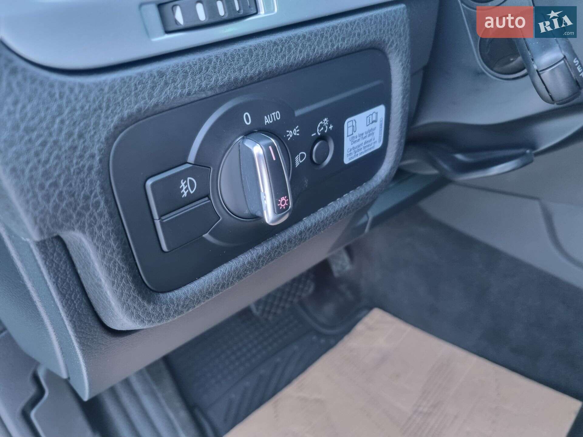Volkswagen Touareg 2012 VIN WVGEP9BP6DD006752 фото оголошення 9 з 47