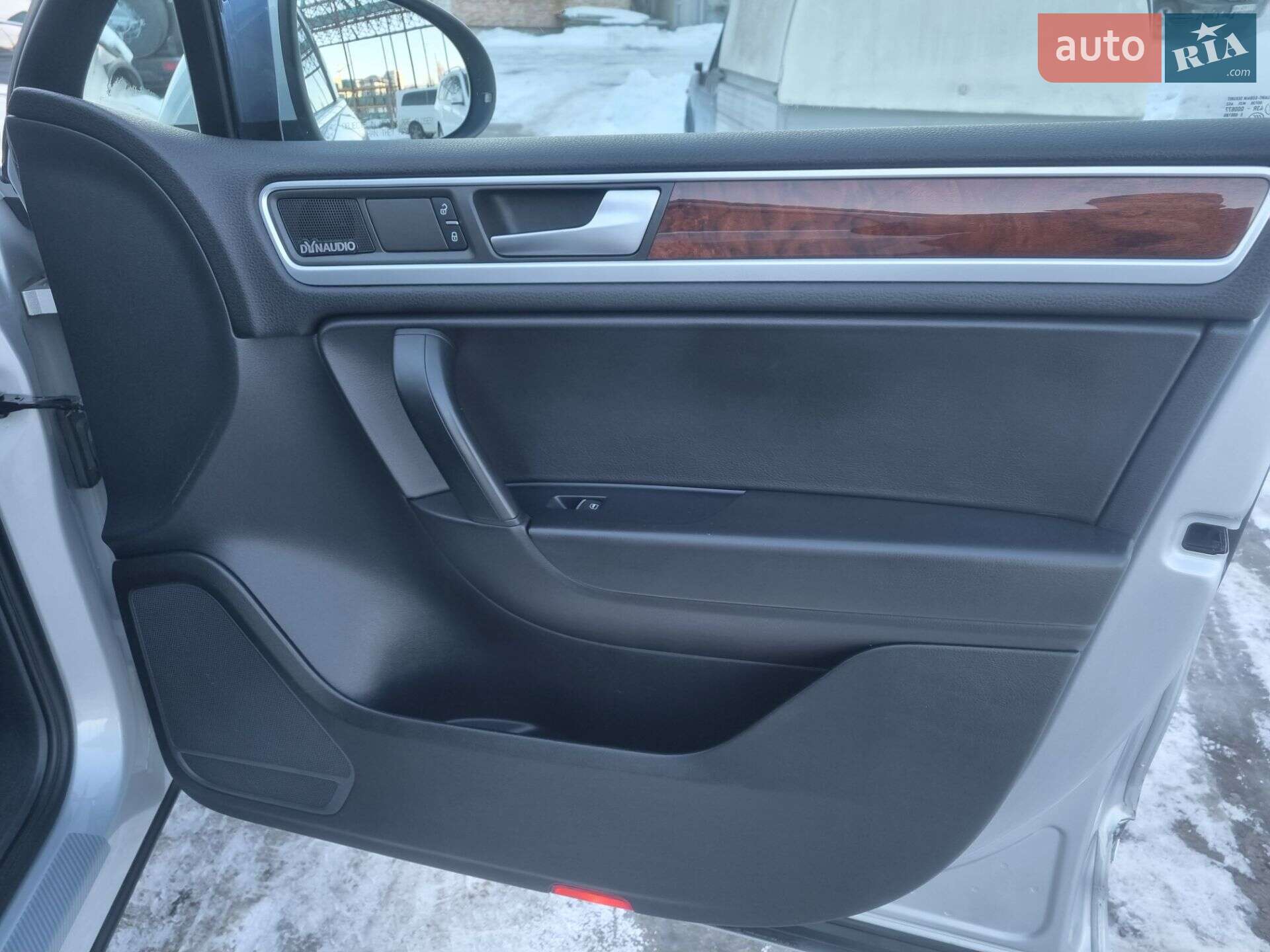 Volkswagen Touareg 2012 VIN WVGEP9BP6DD006752 фото оголошення 13 з 47