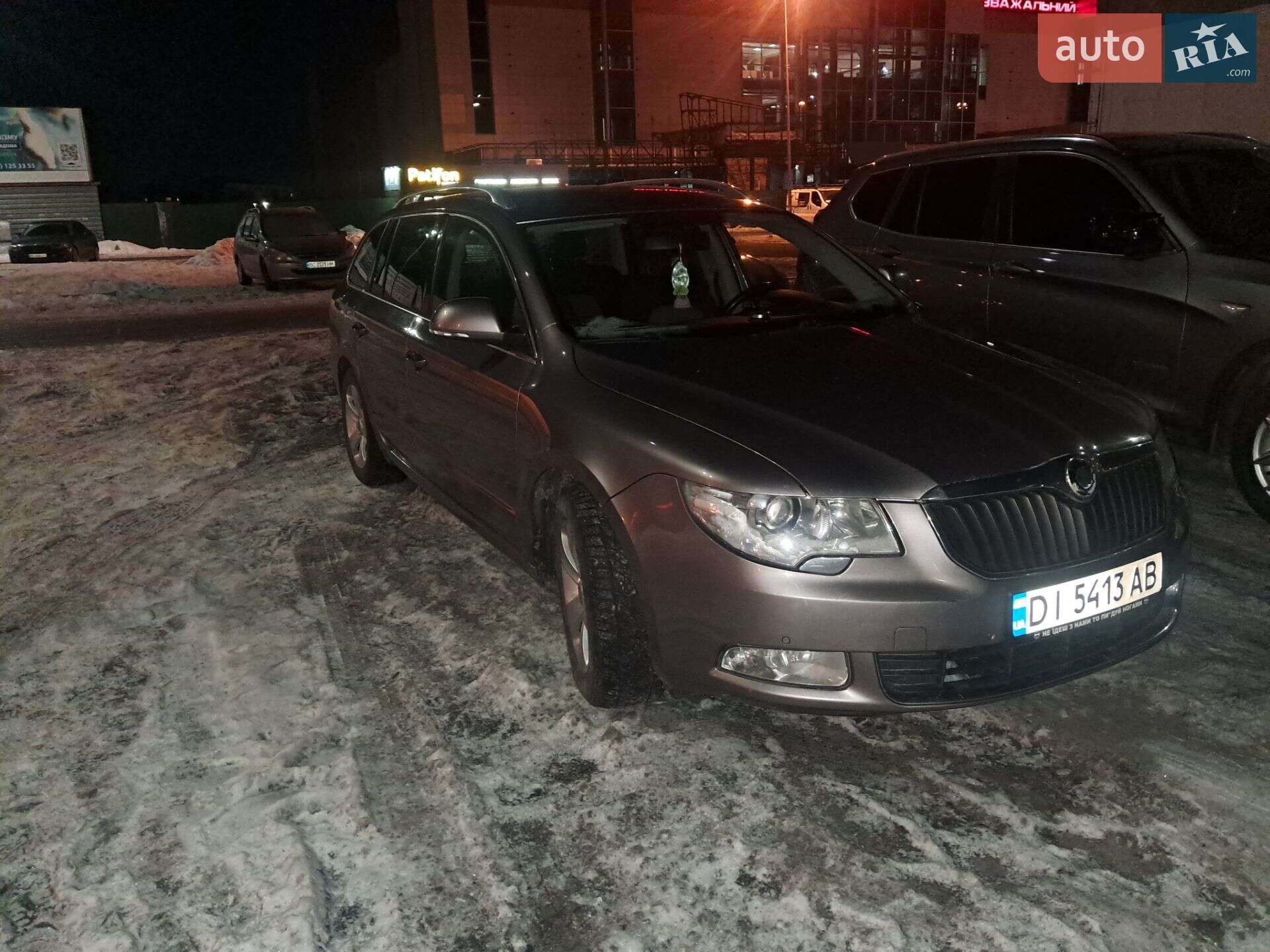 Skoda Superb 2010 VIN TMBJB93T5B9016346 фото оголошення 3 з 15
