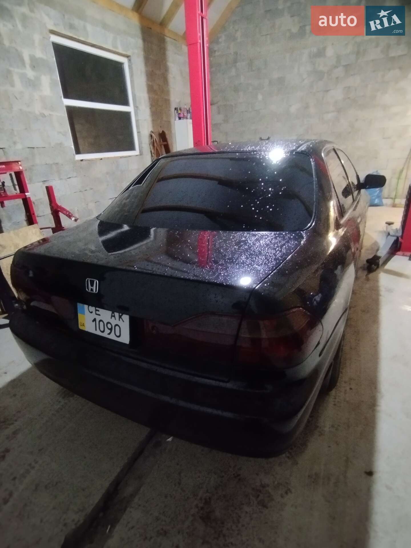 Honda Accord 2000 VIN 1HGCG5545YA117761 фото оголошення 2 з 10