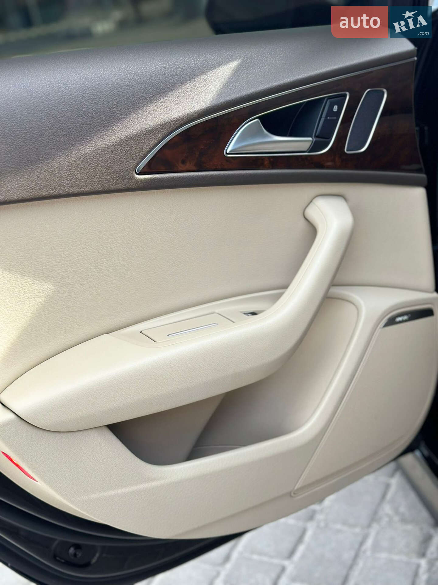 Audi A6 2016 VIN WAUFGAFCXGN143626 фото оголошення 17 з 20