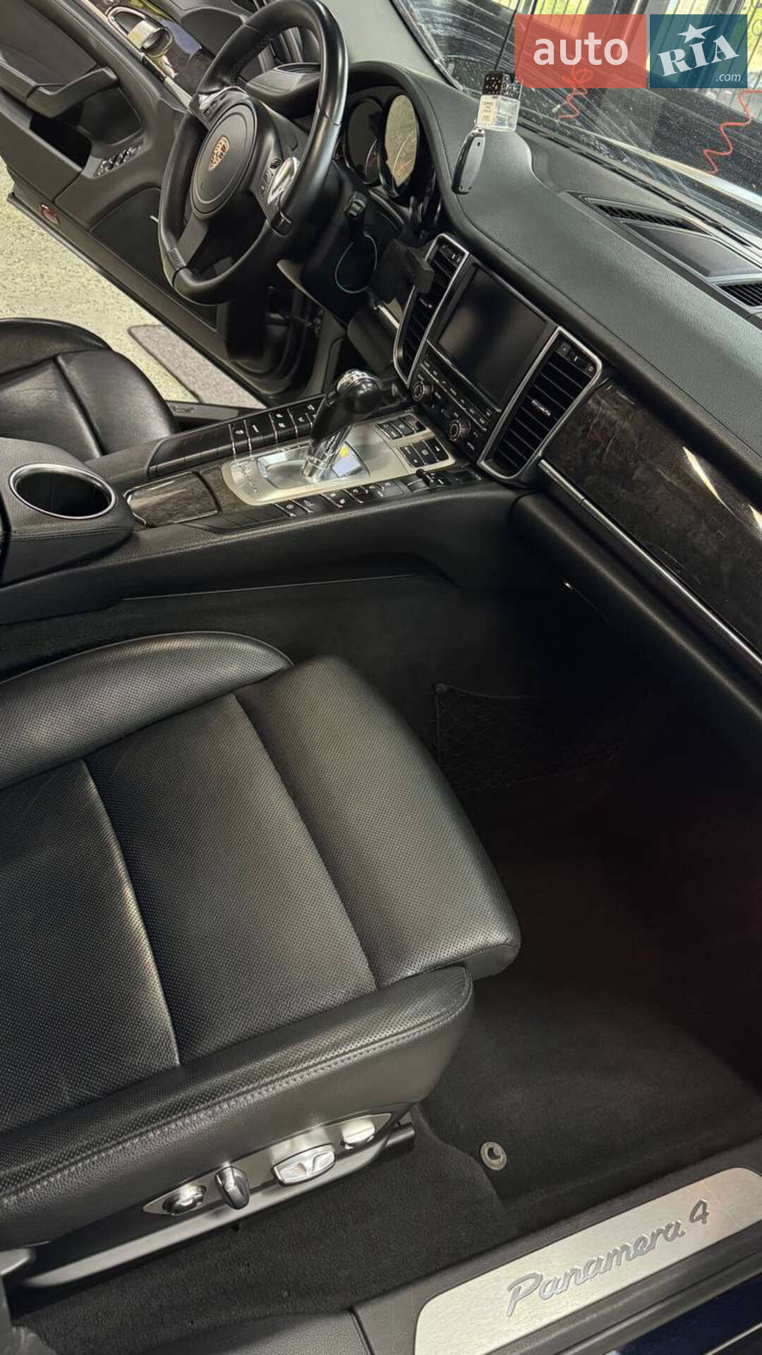 Porsche Panamera 2011 VIN WP0ZZZ97ZBL003521 фото оголошення 4 з 4