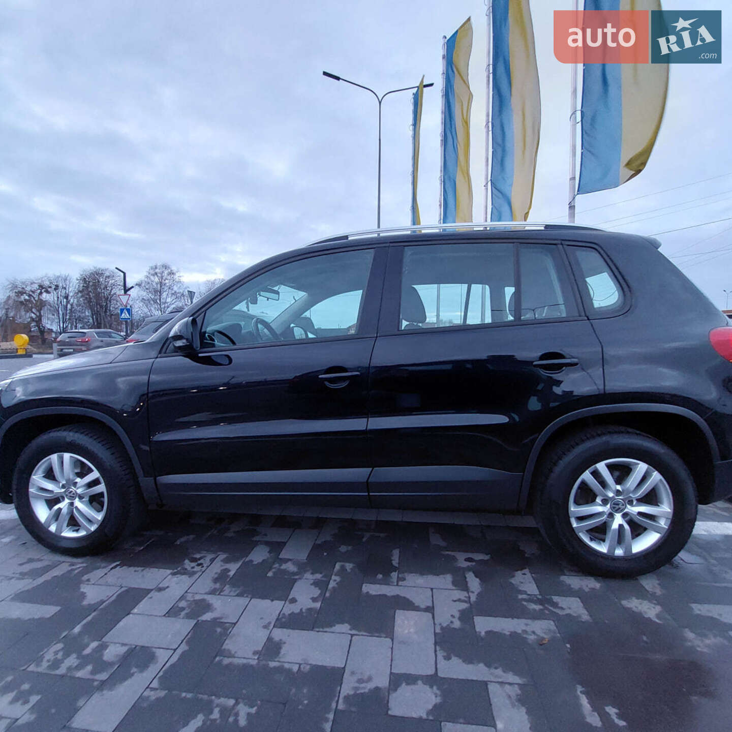 Volkswagen Tiguan 2013 VIN WVGAV3AX2DW600312 фото оголошення 4 з 28