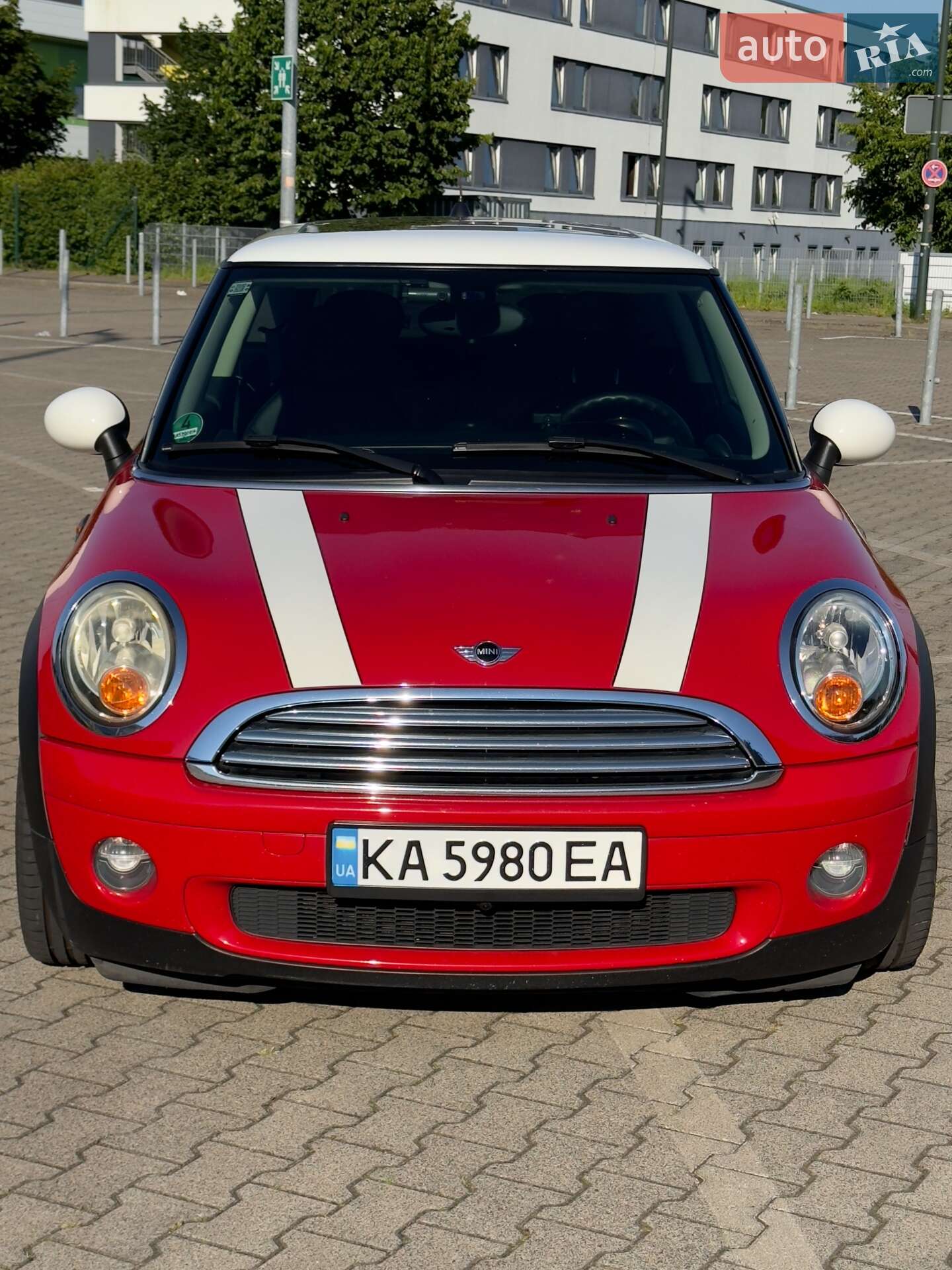 MINI Cooper 2013 VIN WMWSU3C51DT687965 фото оголошення 5 з 19