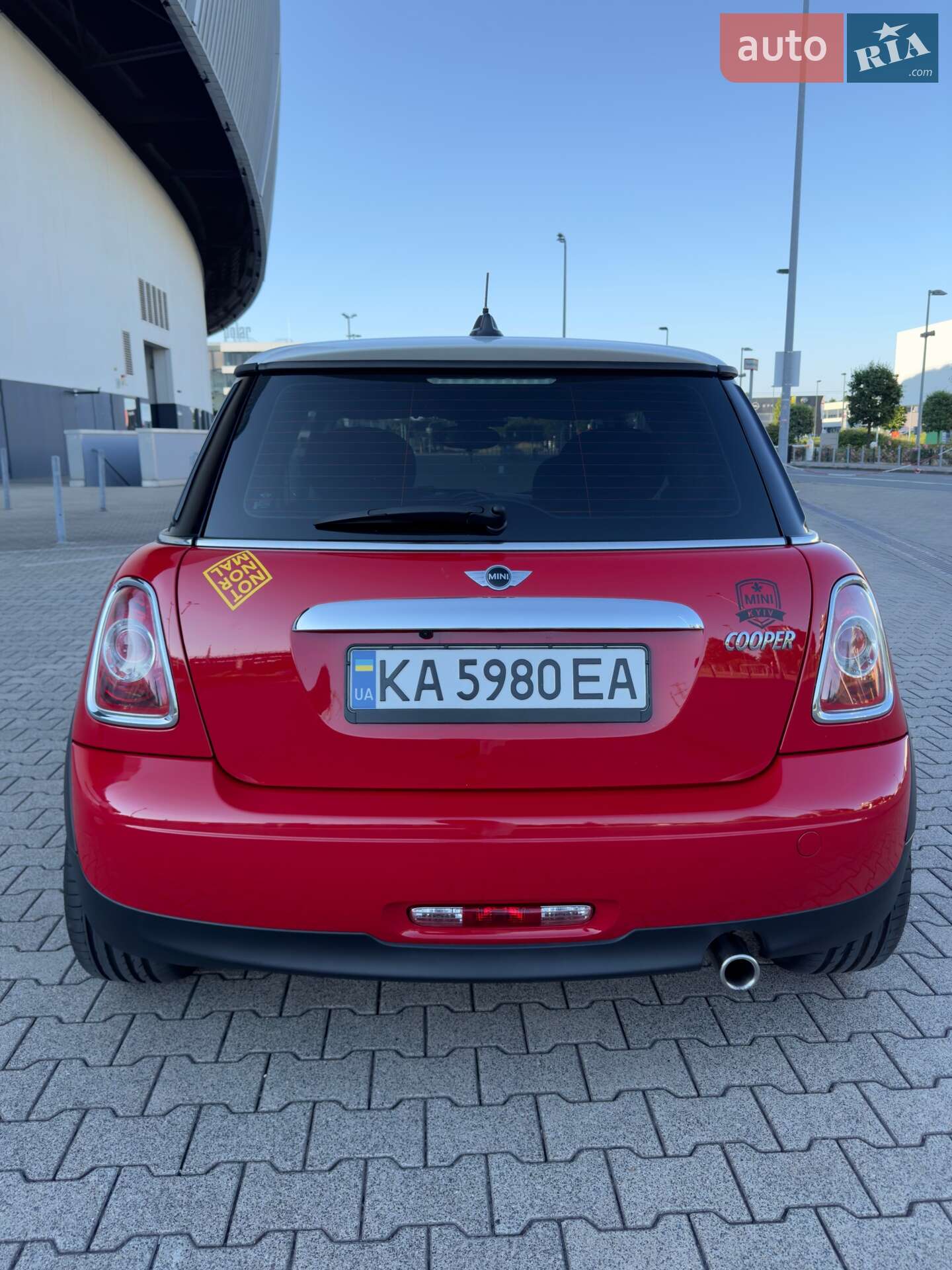 MINI Cooper 2013 VIN WMWSU3C51DT687965 фото оголошення 8 з 19