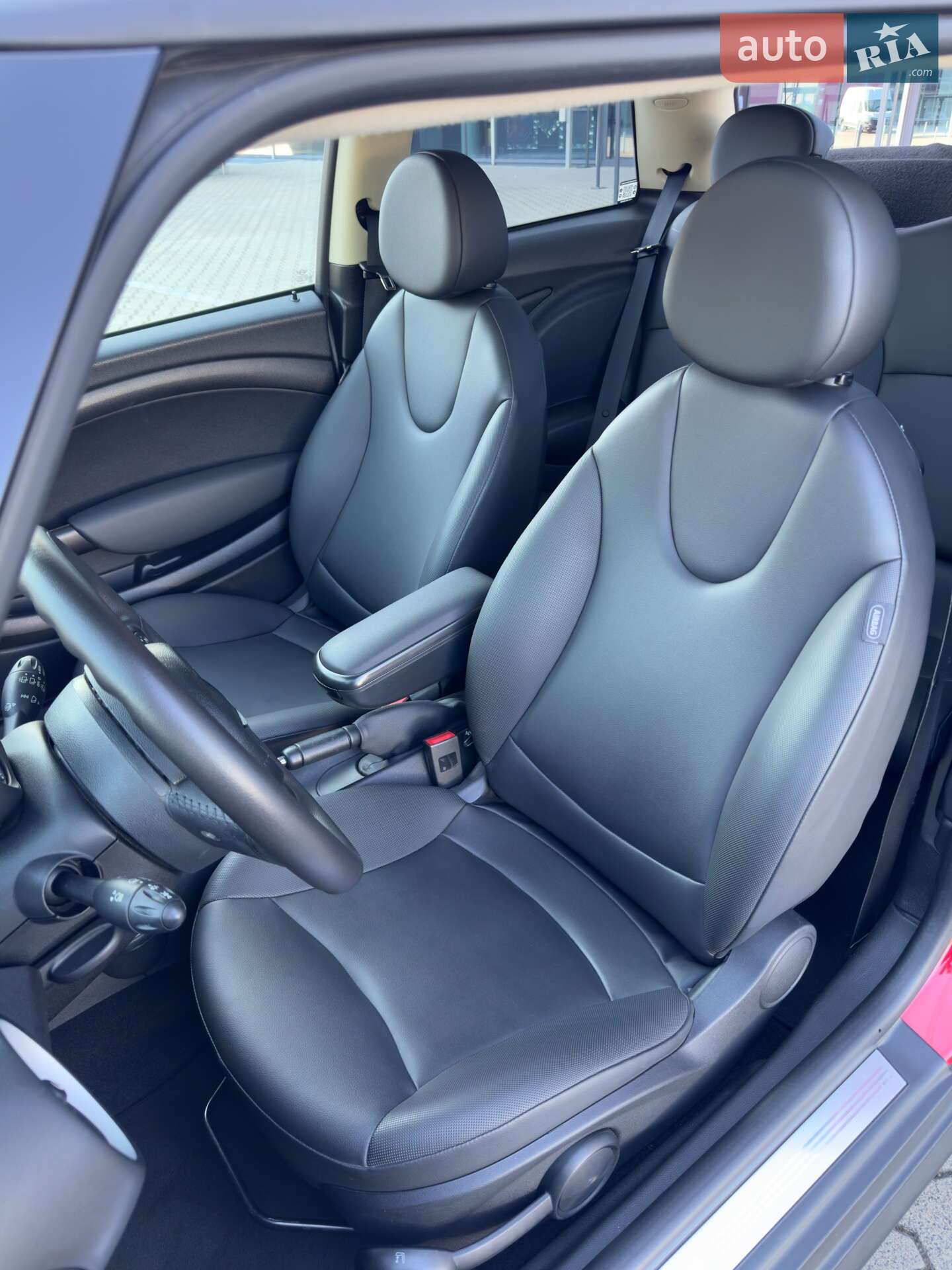 MINI Cooper 2013 VIN WMWSU3C51DT687965 фото оголошення 13 з 19