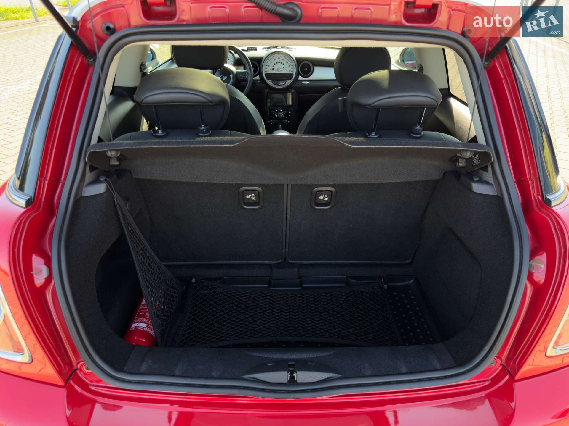 MINI Cooper 2013 VIN WMWSU3C51DT687965 фото оголошення 12 з 19
