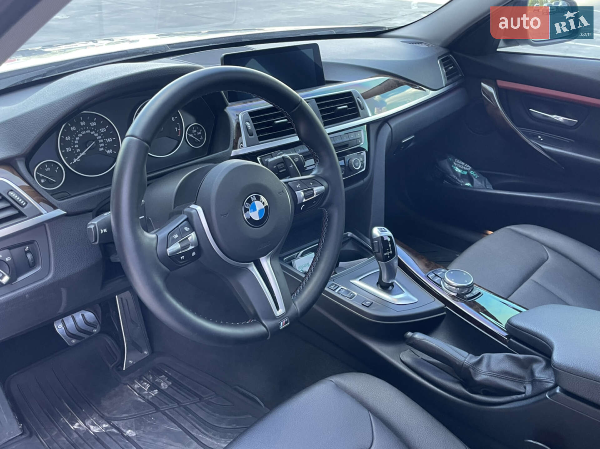 BMW 3 Series 2016 VIN WBA8E1G54GNT38457 фото оголошення 34 з 39