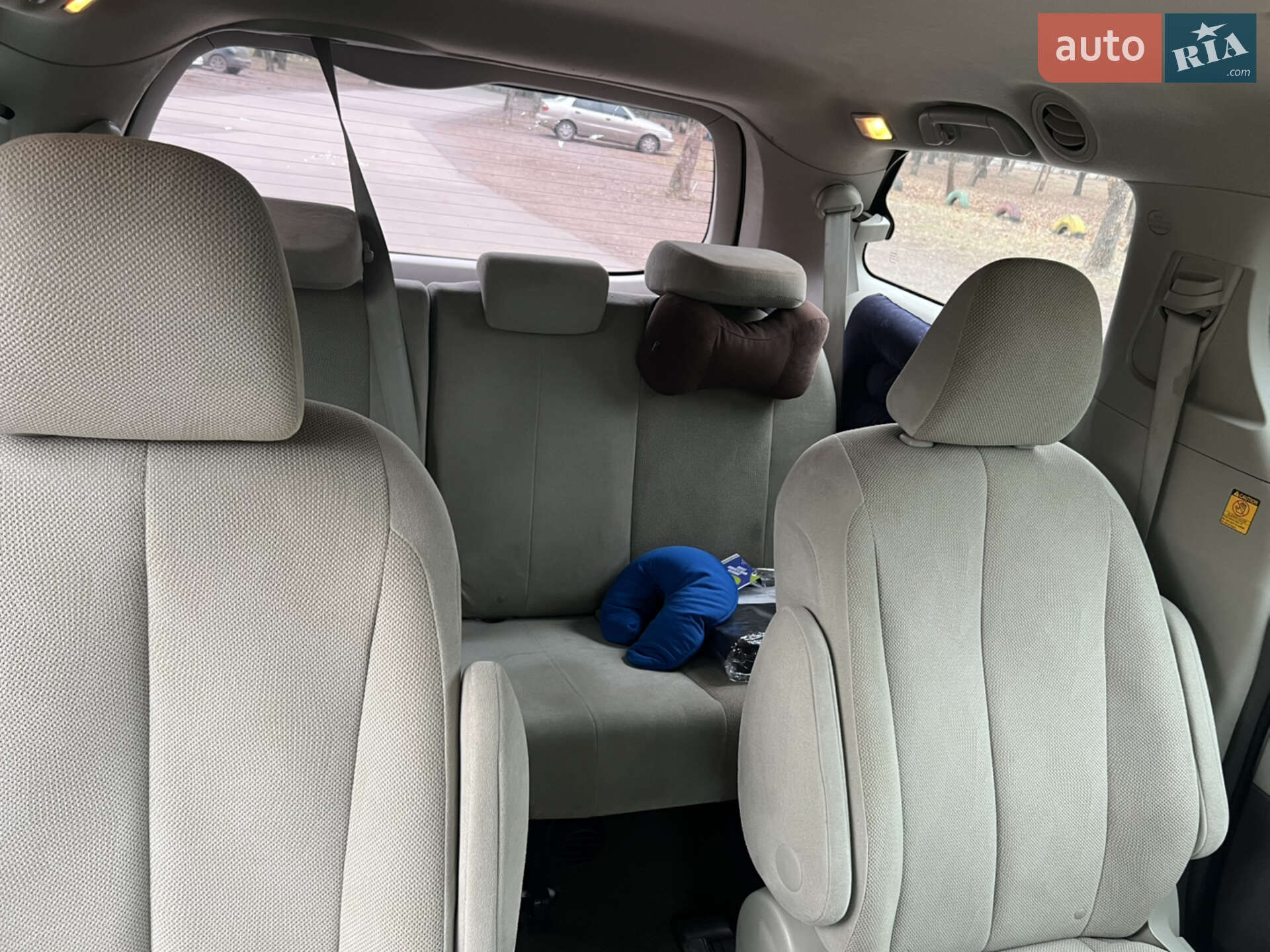 Toyota Sienna 2011 VIN 5TDKA3DCXBS008229 фото оголошення 10 з 14