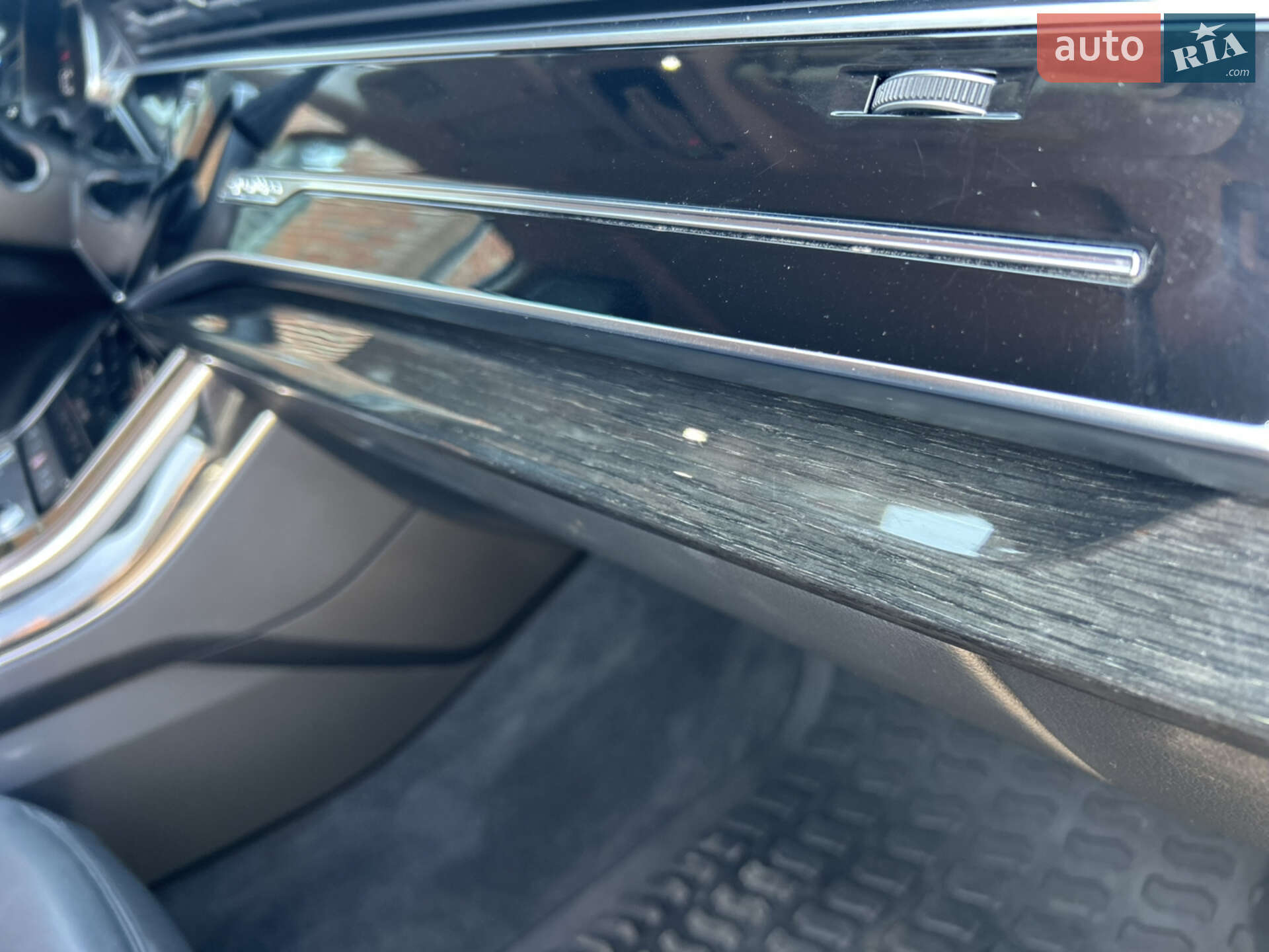 Audi Q7 2022 VIN WA1ACBF74PD003234 фото оголошення 12 з 39