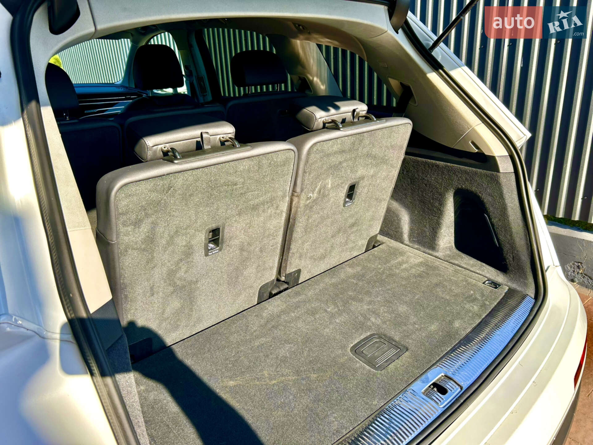 Audi Q7 2022 VIN WA1ACBF74PD003234 фото оголошення 26 з 39