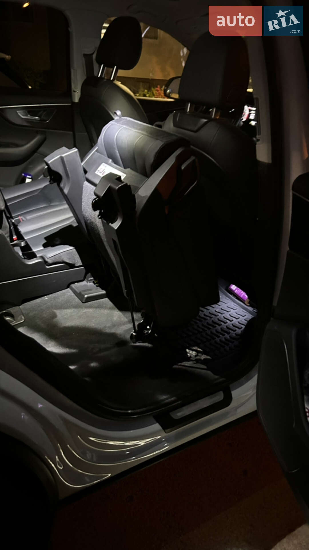 Audi Q7 2022 VIN WA1ACBF74PD003234 фото оголошення 34 з 39