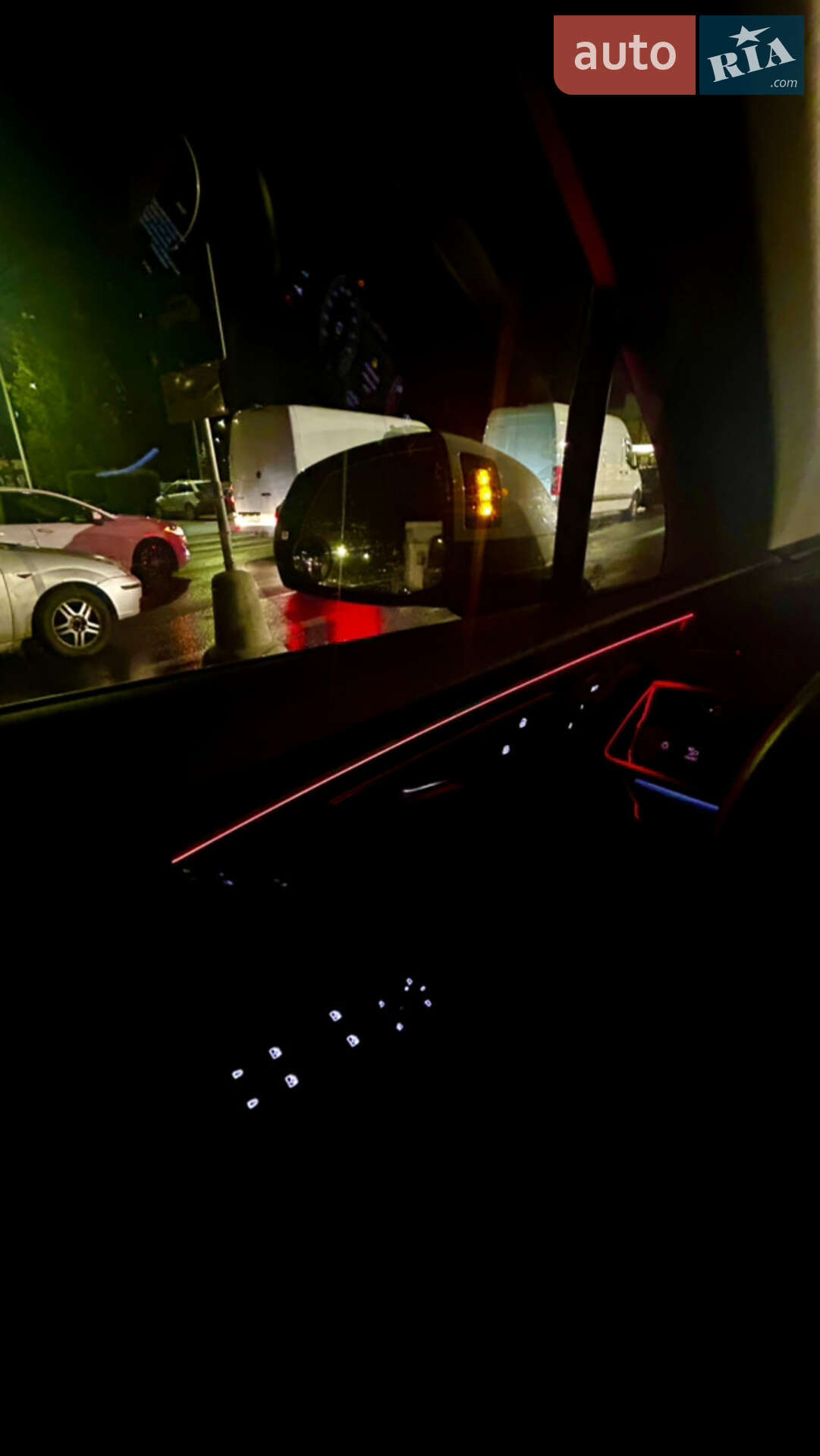 Audi Q7 2022 VIN WA1ACBF74PD003234 фото оголошення 37 з 39