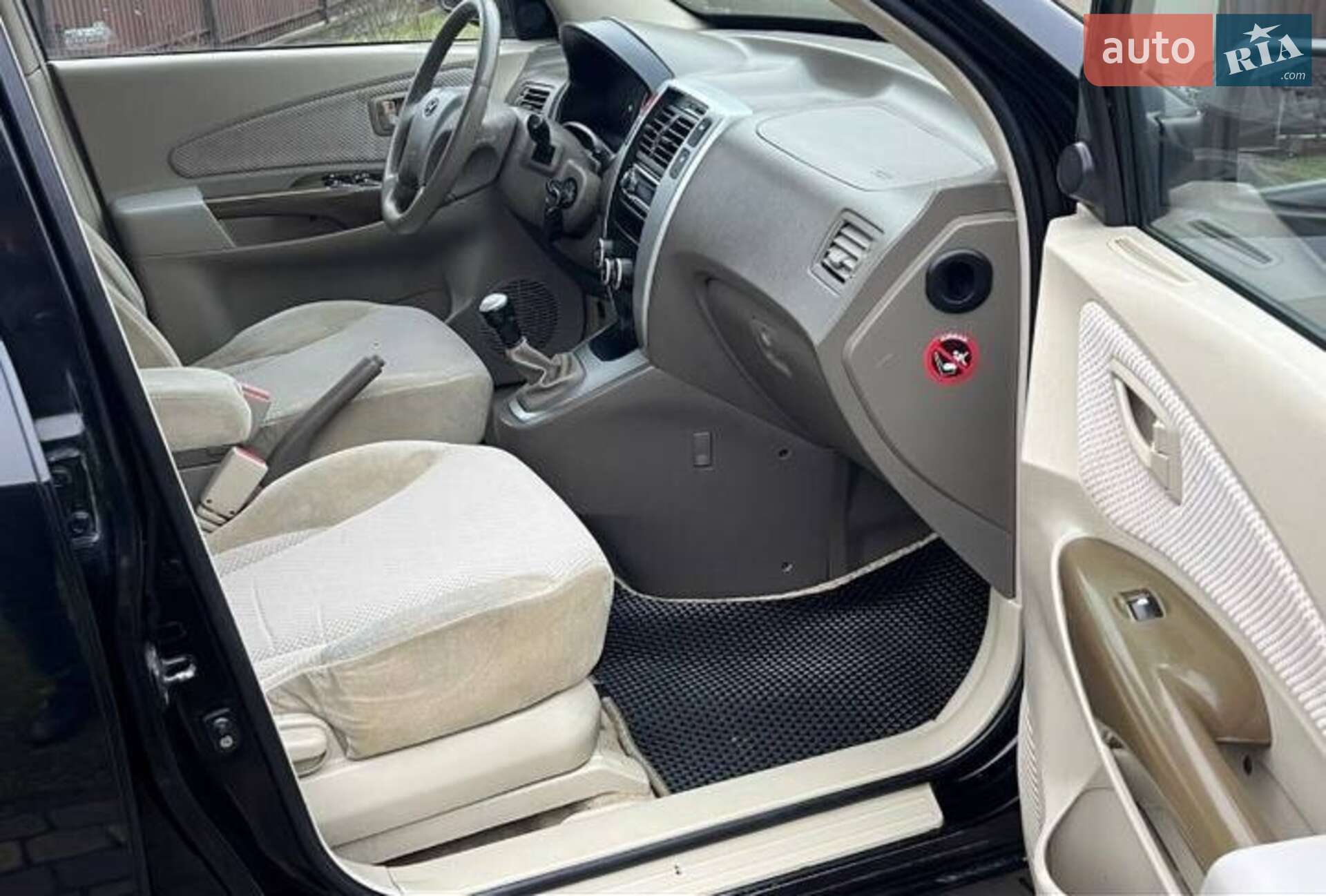Hyundai Tucson 2006 VIN KMHJN81BP6U414935 фото оголошення 12 з 15