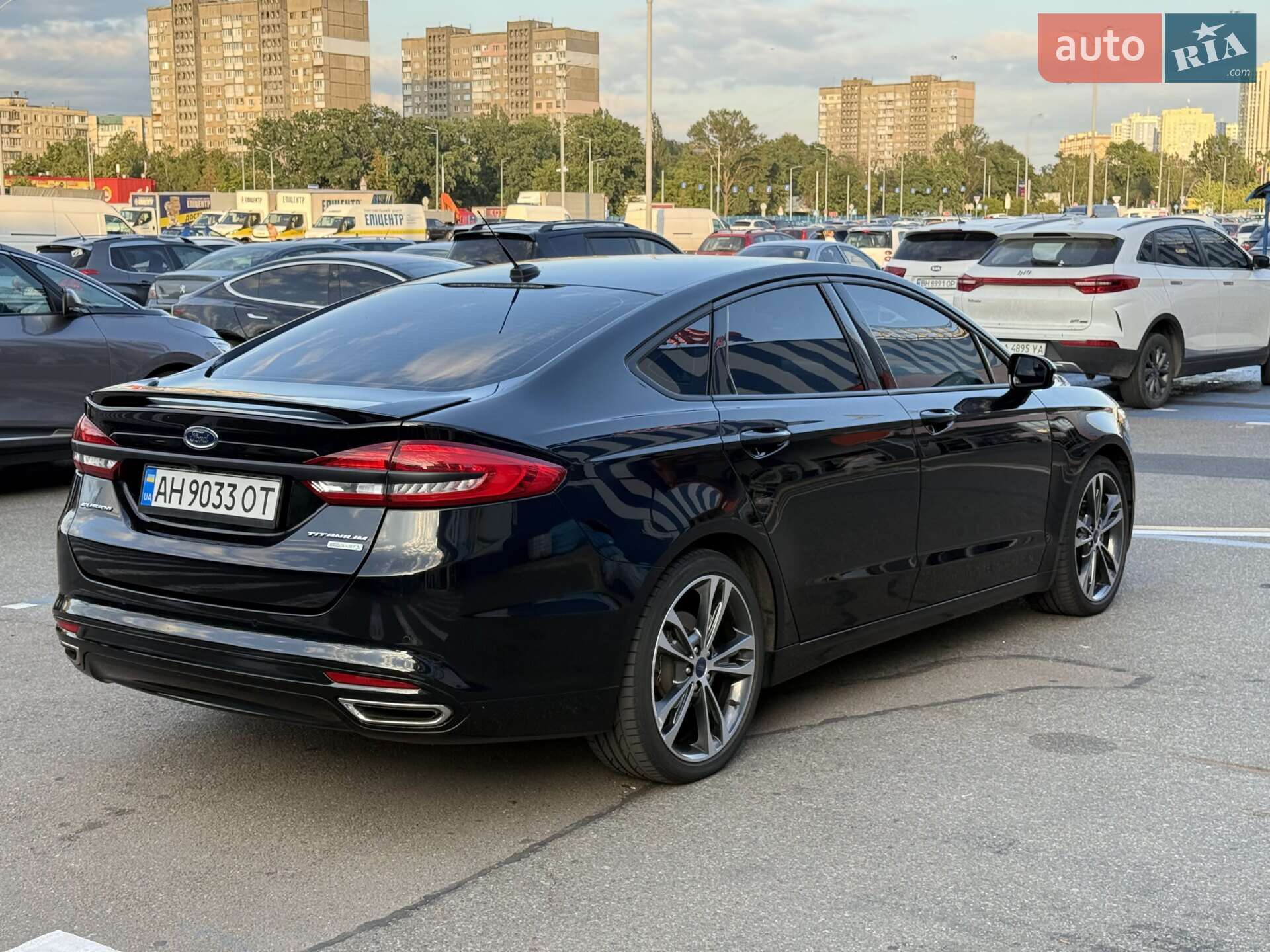 Ford Fusion 2017 VIN 3FA6P0K9XHR413840 фото оголошення 19 з 45