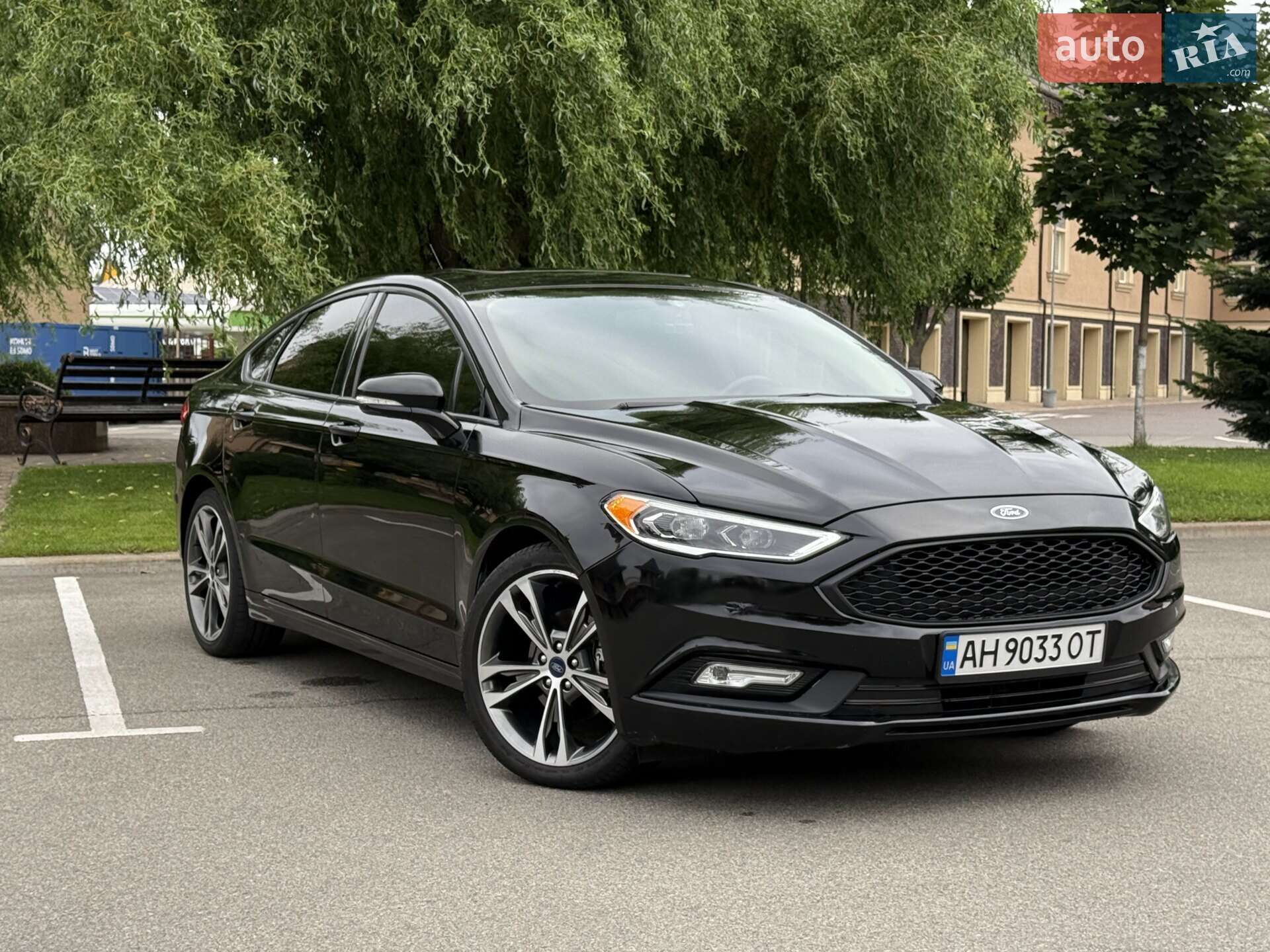 Ford Fusion 2017 VIN 3FA6P0K9XHR413840 фото оголошення 2 з 45