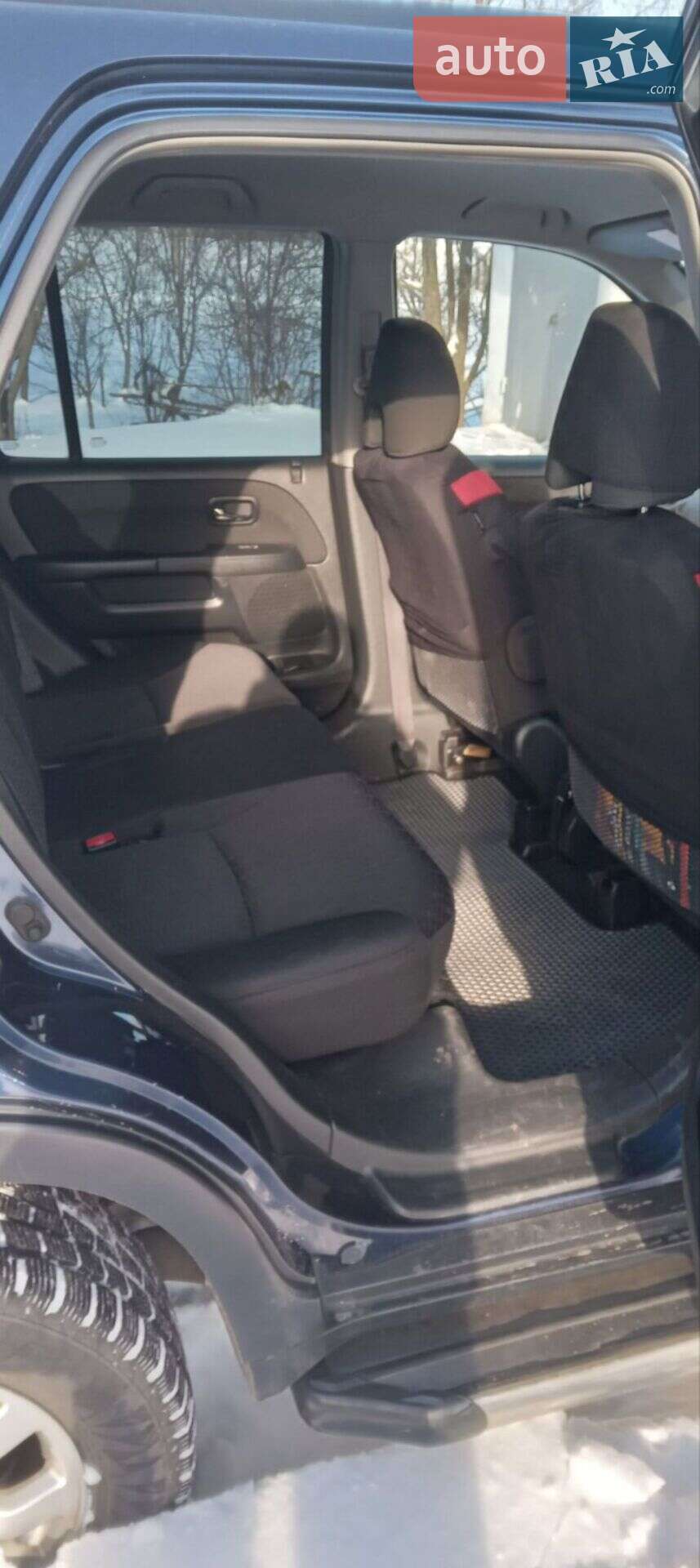 Honda CR-V 2004 VIN SHSRD87605U305302 фото оголошення 7 з 9