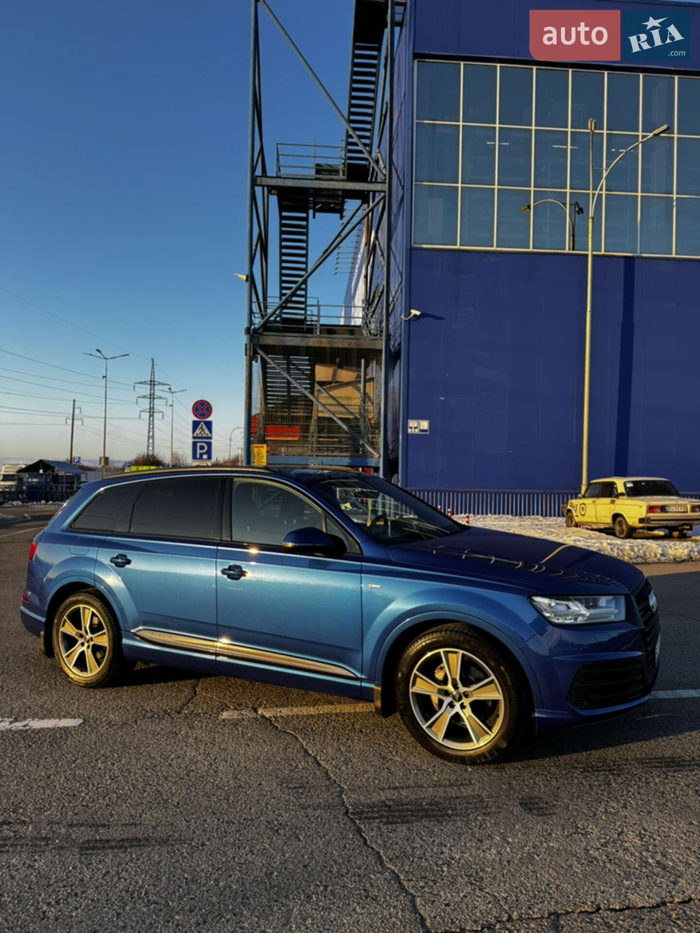 Audi Q7 2017 VIN WAUZZZ4M4HD036905 фото оголошення 6 з 72