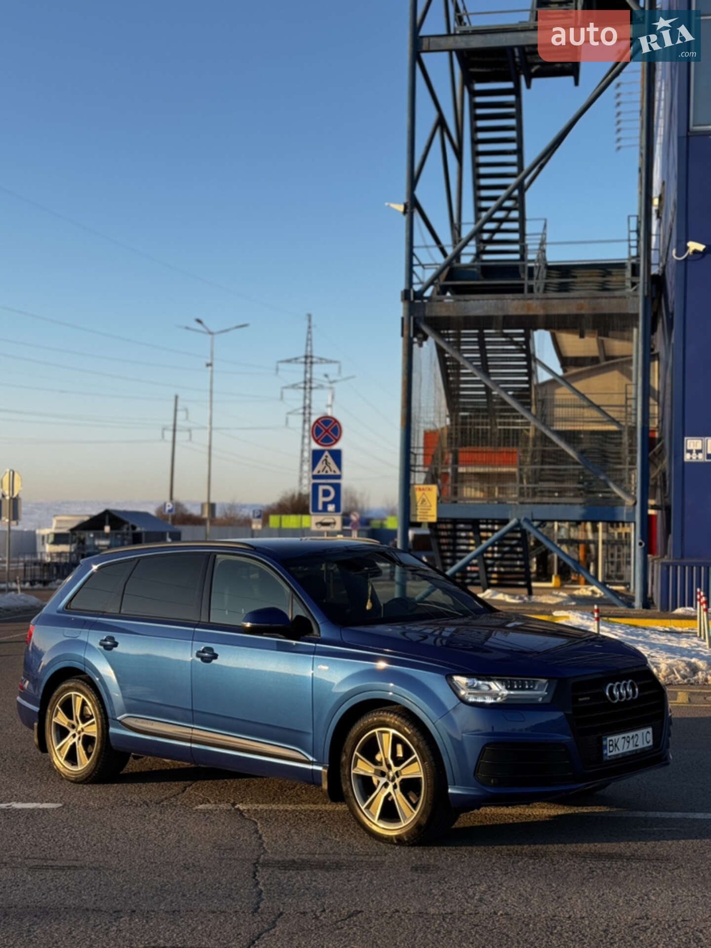 Audi Q7 2017 VIN WAUZZZ4M4HD036905 фото оголошення 12 з 72