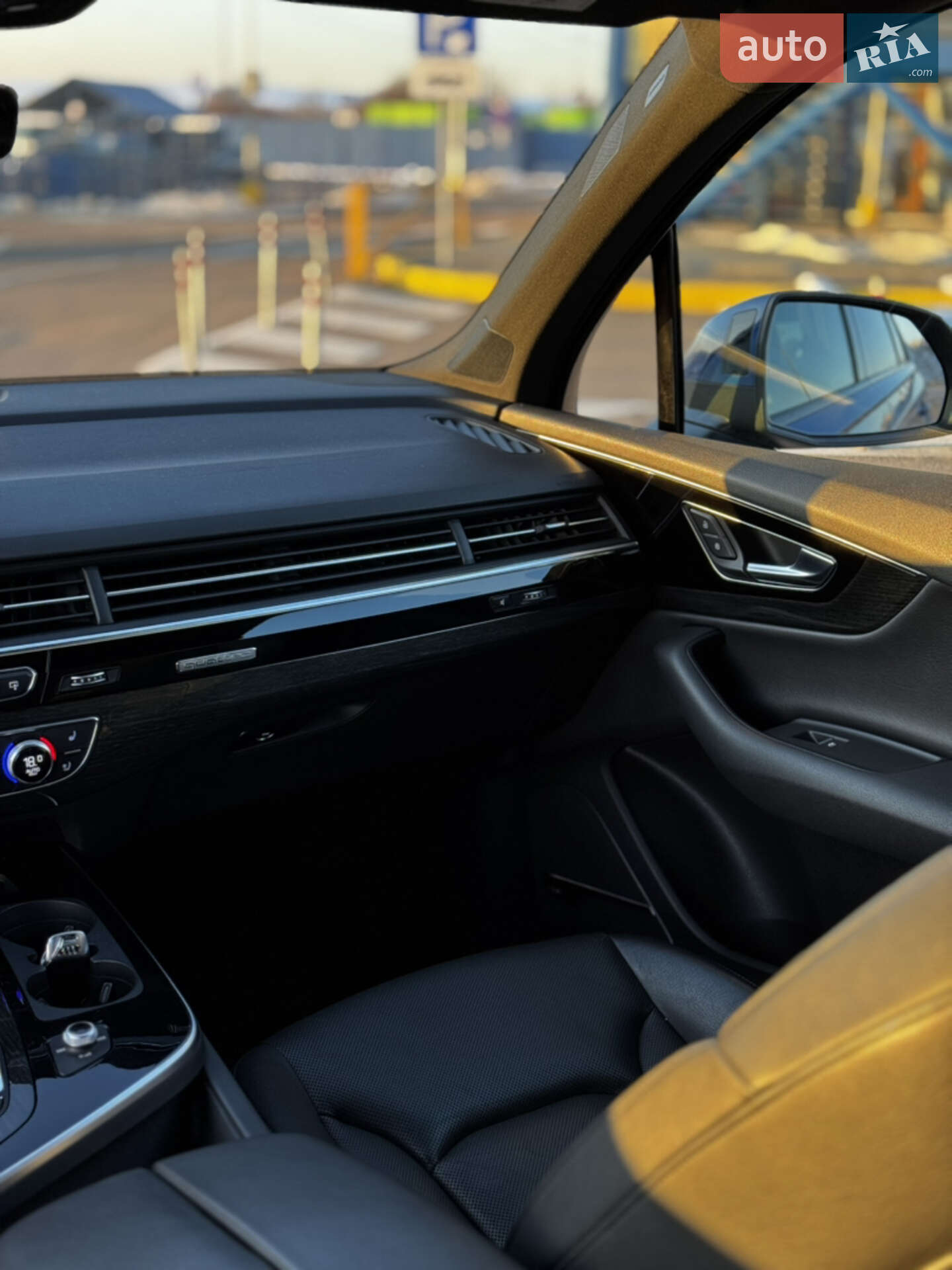 Audi Q7 2017 VIN WAUZZZ4M4HD036905 фото оголошення 44 з 72