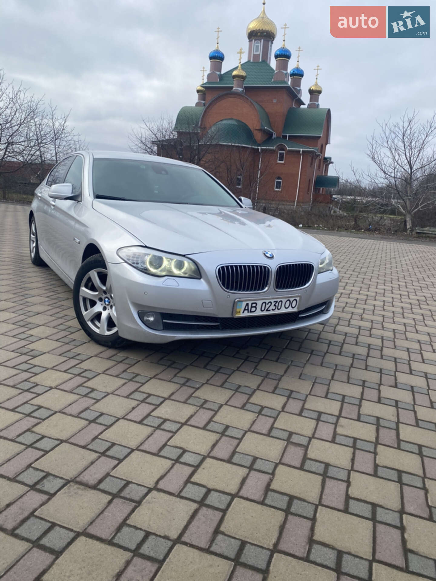 BMW 5 Series 2012 VIN WBAFW11000DY42940 фото оголошення 2 з 16