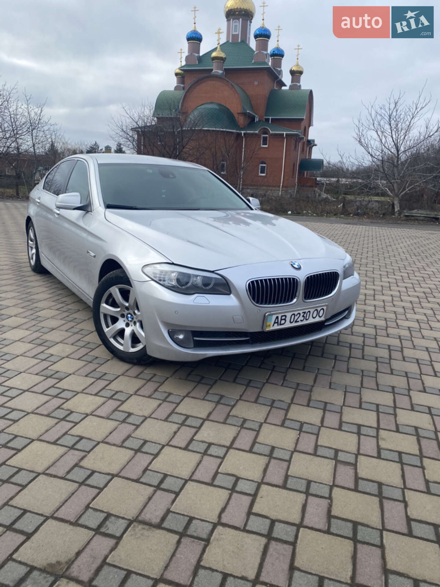 BMW 5 Series 2012 VIN WBAFW11000DY42940 фото оголошення 12 з 16