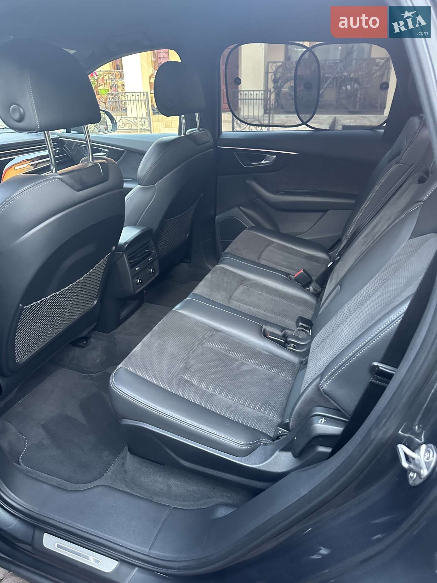 Audi Q7 2021 VIN WAUZZZ4M4MD023078 фото оголошення 12 з 33