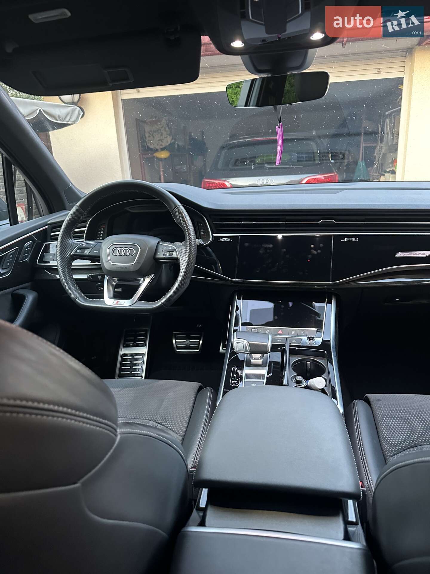 Audi Q7 2021 VIN WAUZZZ4M4MD023078 фото оголошення 30 з 33