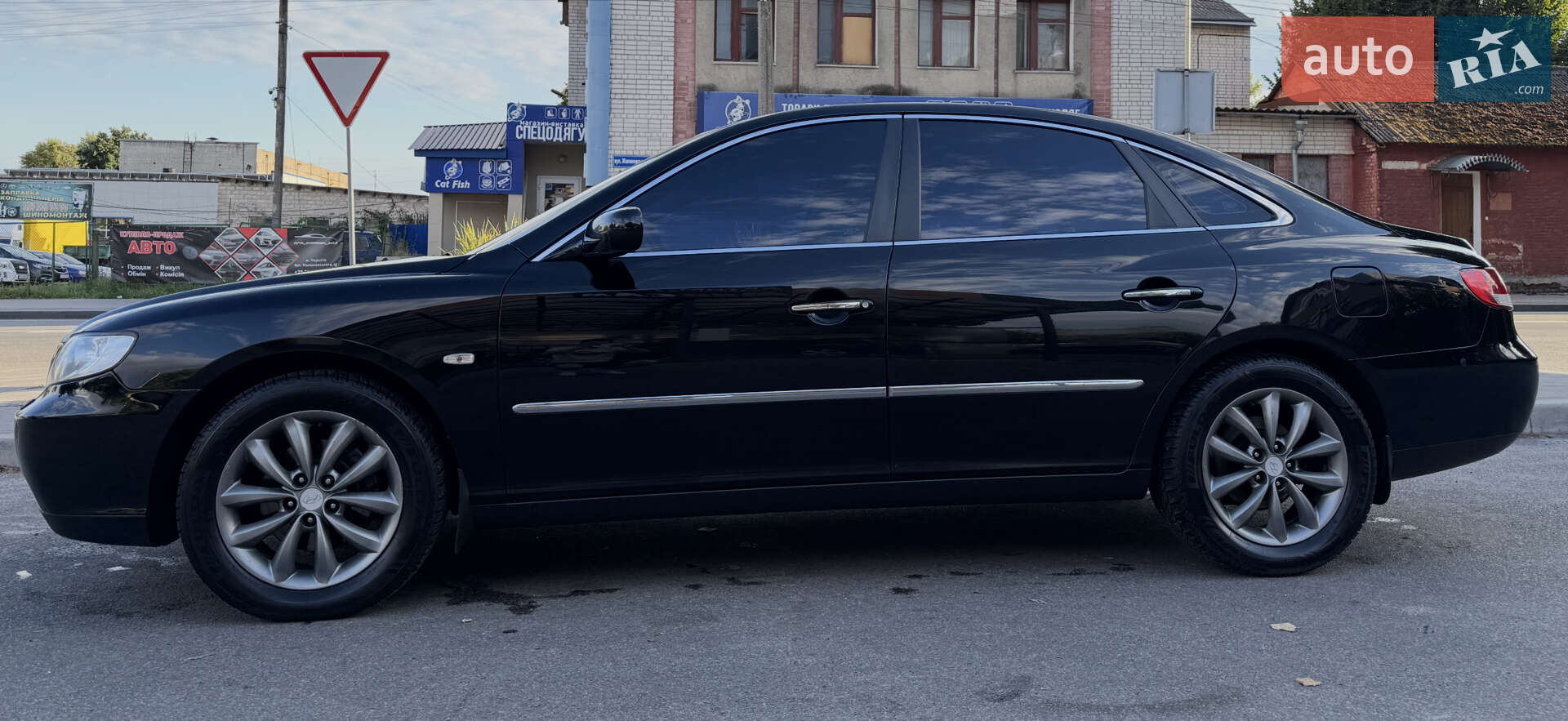 Hyundai Grandeur 2008 VIN KMHFC41DP8A291181 фото оголошення 2 з 27