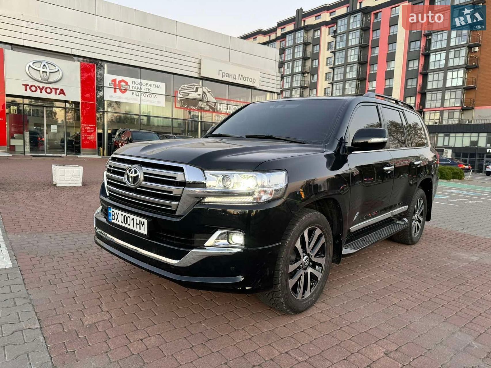 Toyota Land Cruiser 2019 VIN JTMCX05J404192848 фото оголошення 2 з 10