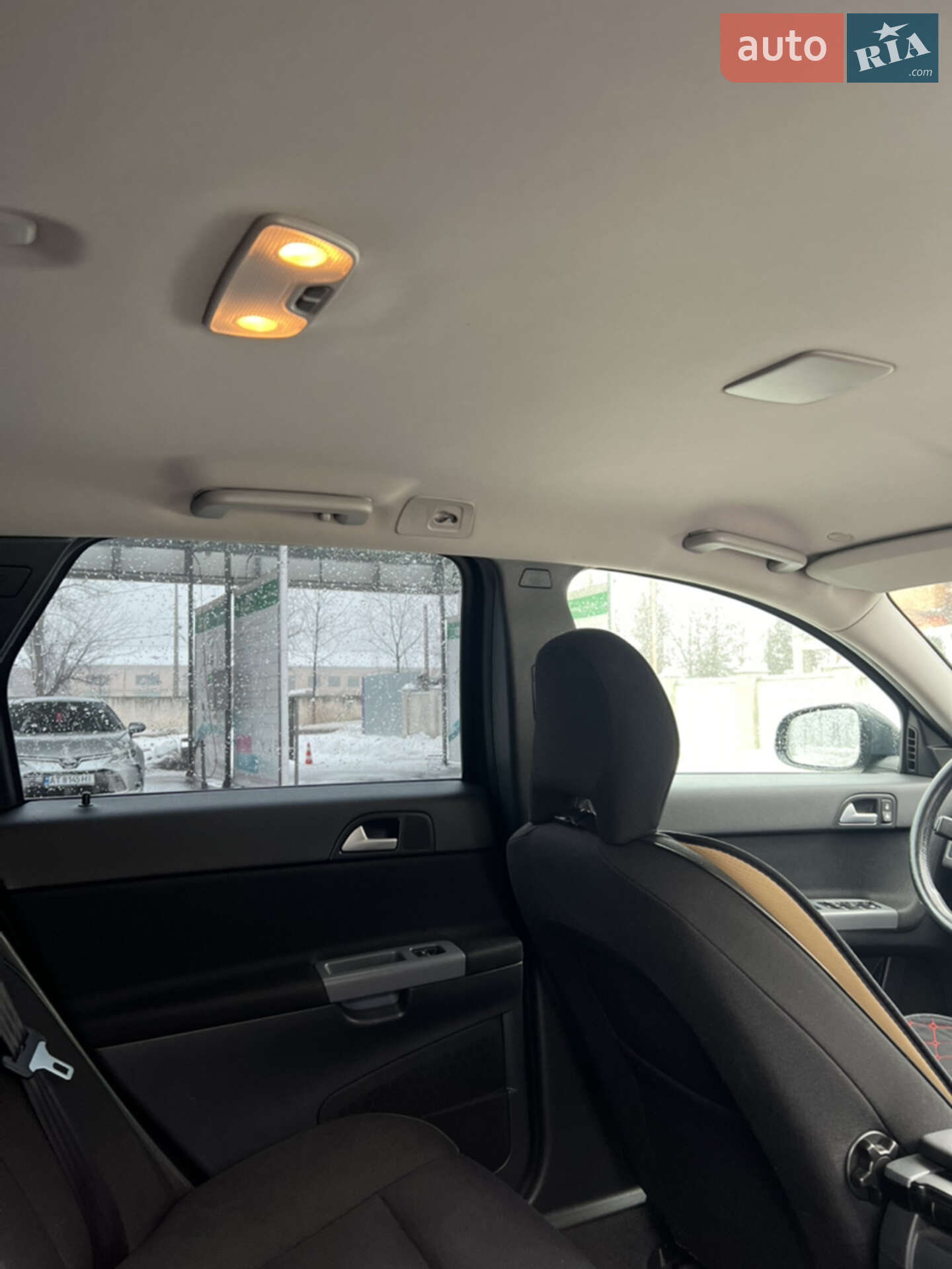 Volvo V50 2010 VIN YV1MW76F2A2571030 фото оголошення 7 з 26