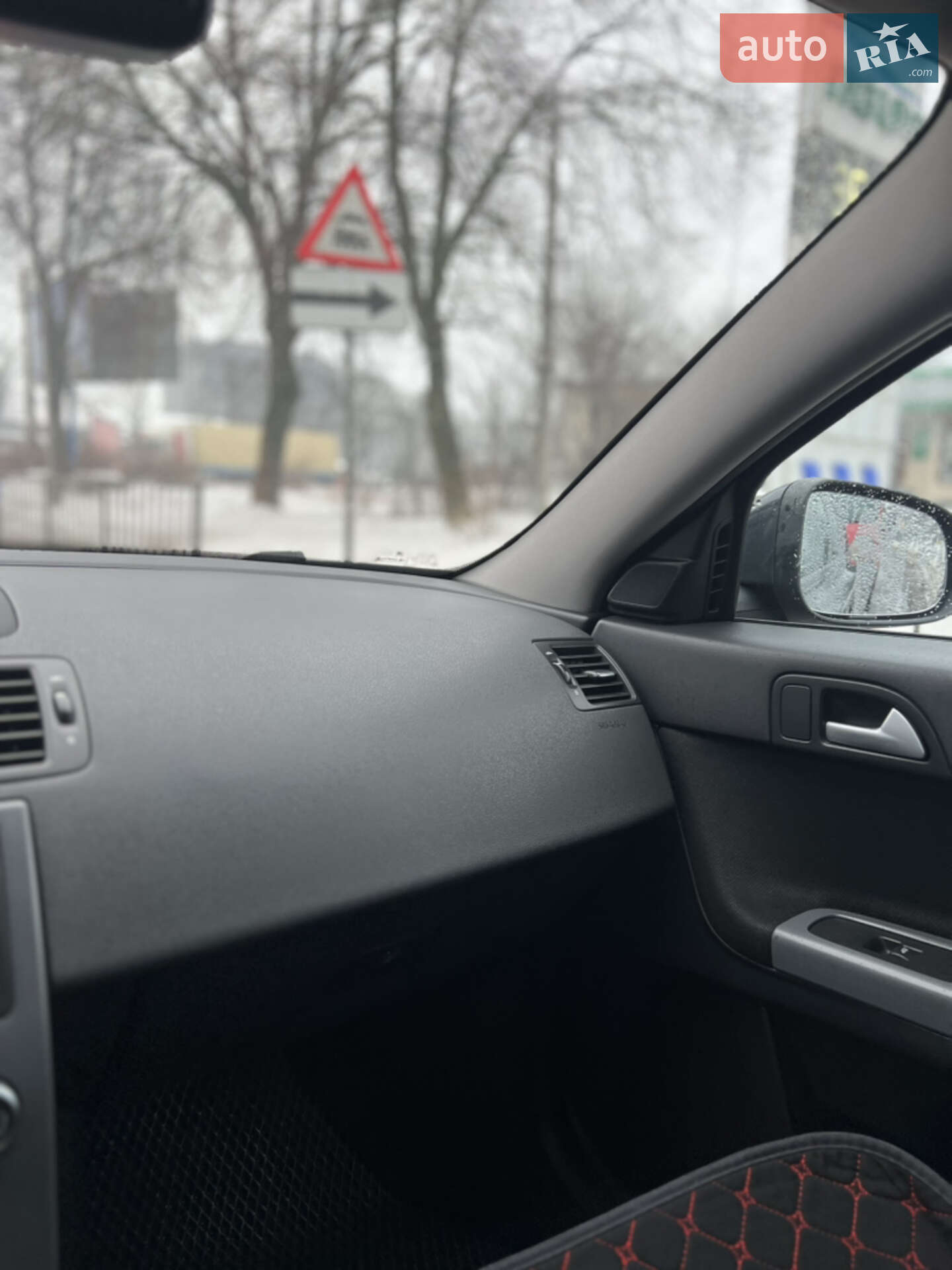 Volvo V50 2010 VIN YV1MW76F2A2571030 фото оголошення 9 з 26