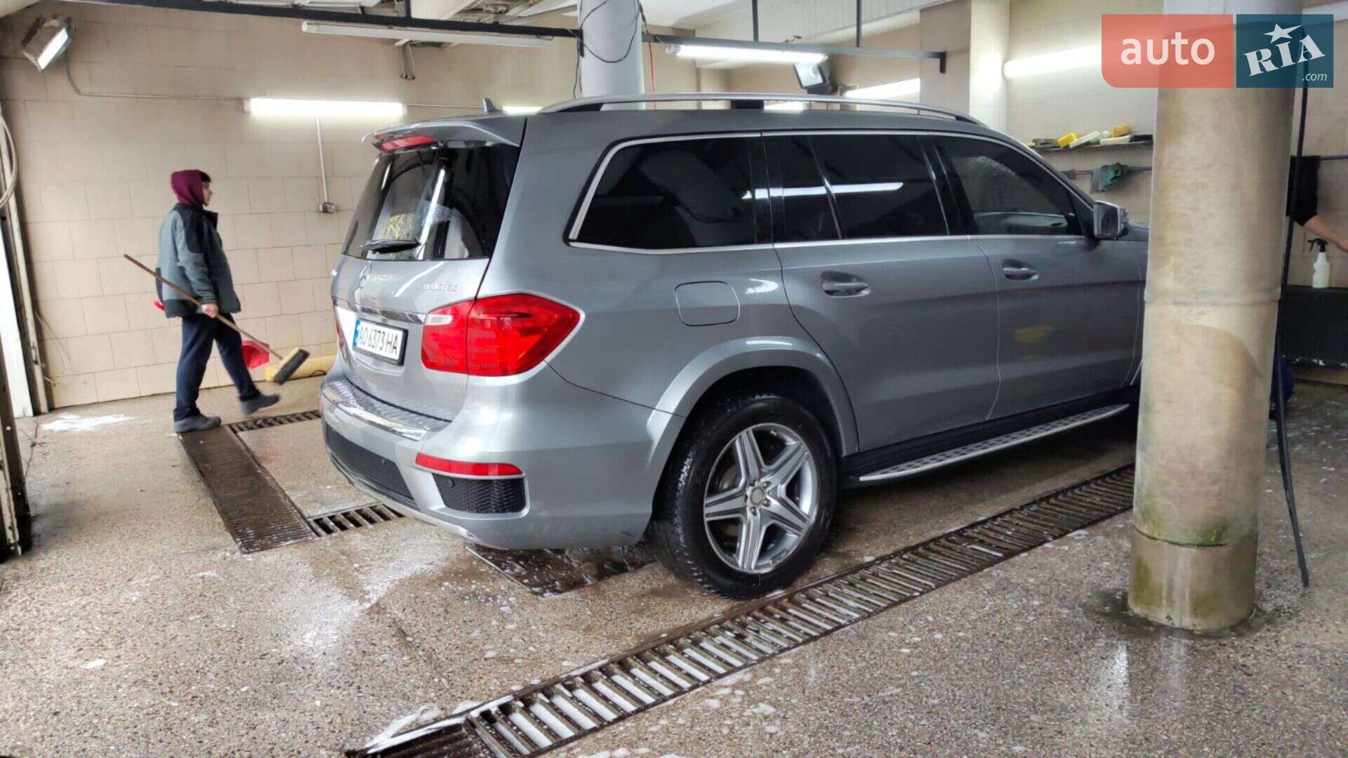 Mercedes-Benz GL-Class 2013 VIN WDC1668241A323158 фото оголошення 2 з 14