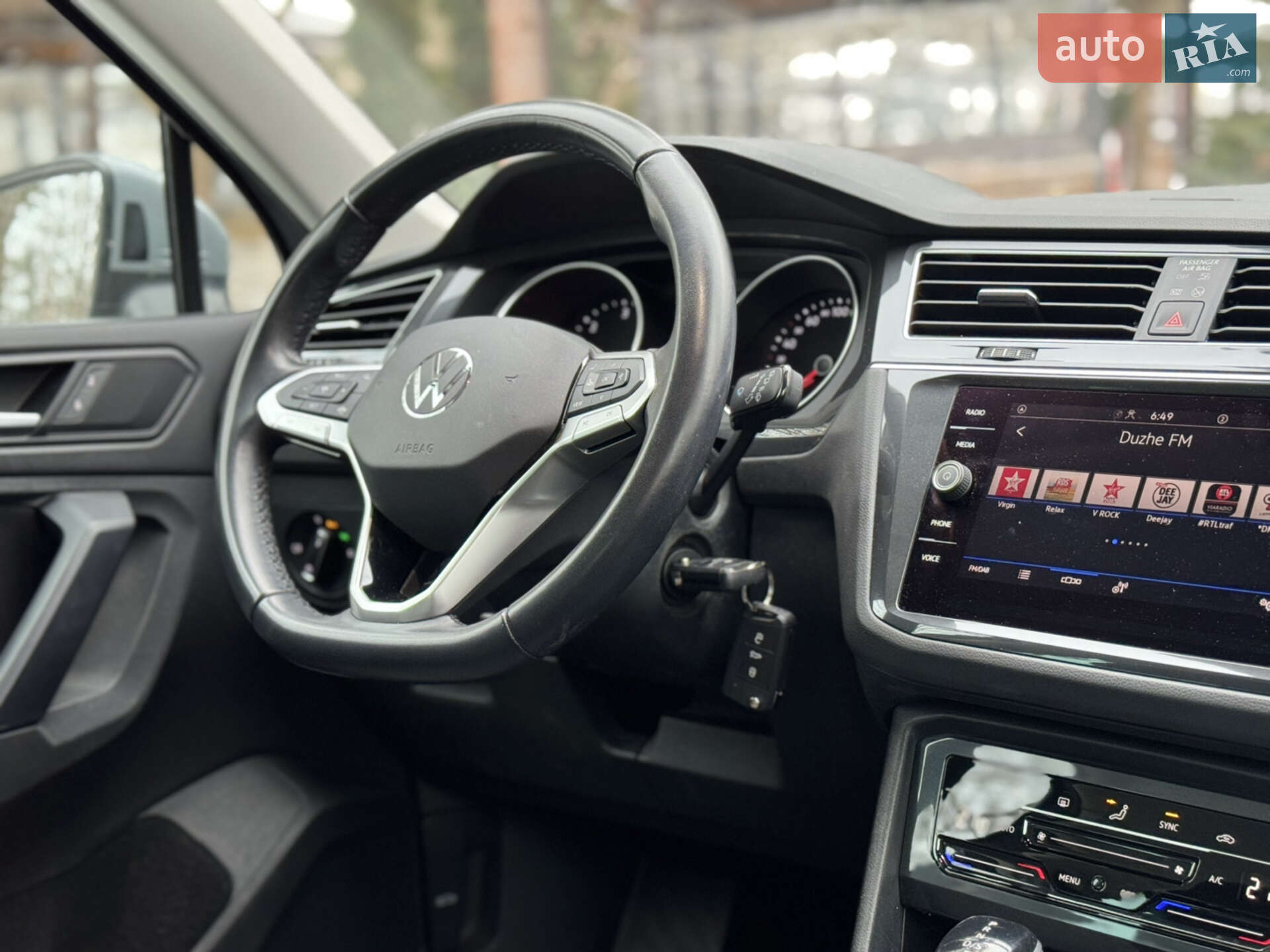 Volkswagen Tiguan 2022 VIN WVGZZZ5N6PW502410 фото оголошення 20 з 28