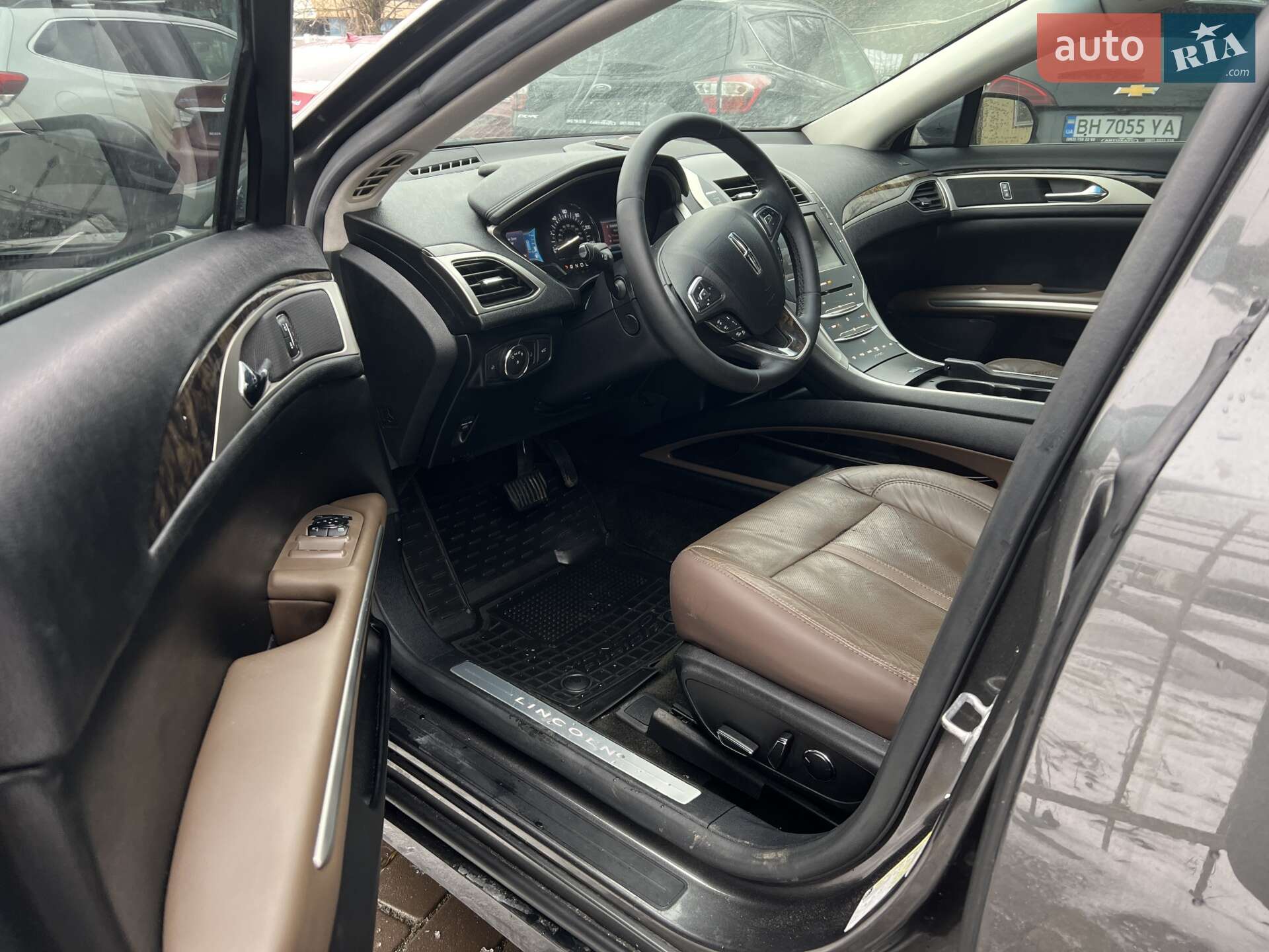 Lincoln MKZ 2015 VIN 3LN6L2LU7GR616845 фото оголошення 6 з 18