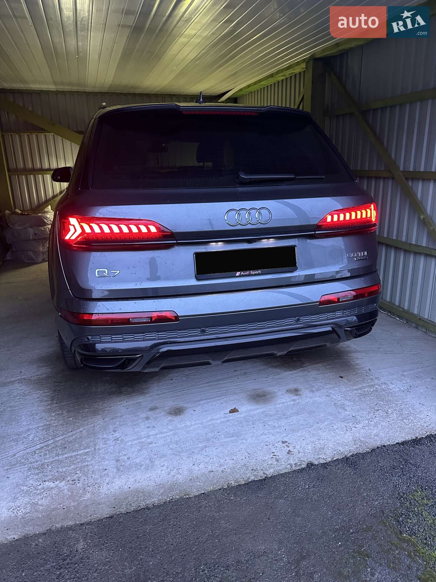 Audi Q7 2021 VIN WAUZZZ4M4MD023078 фото оголошення 9 з 33