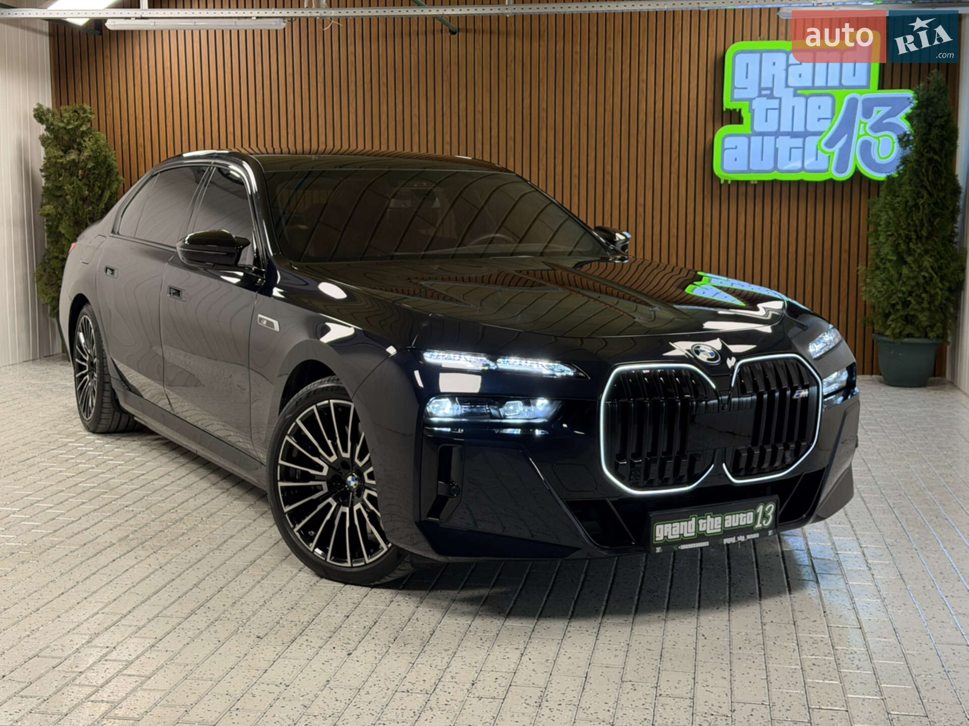 BMW I7 2024 VIN WBY81EH010CR79705 фото оголошення 5 з 61