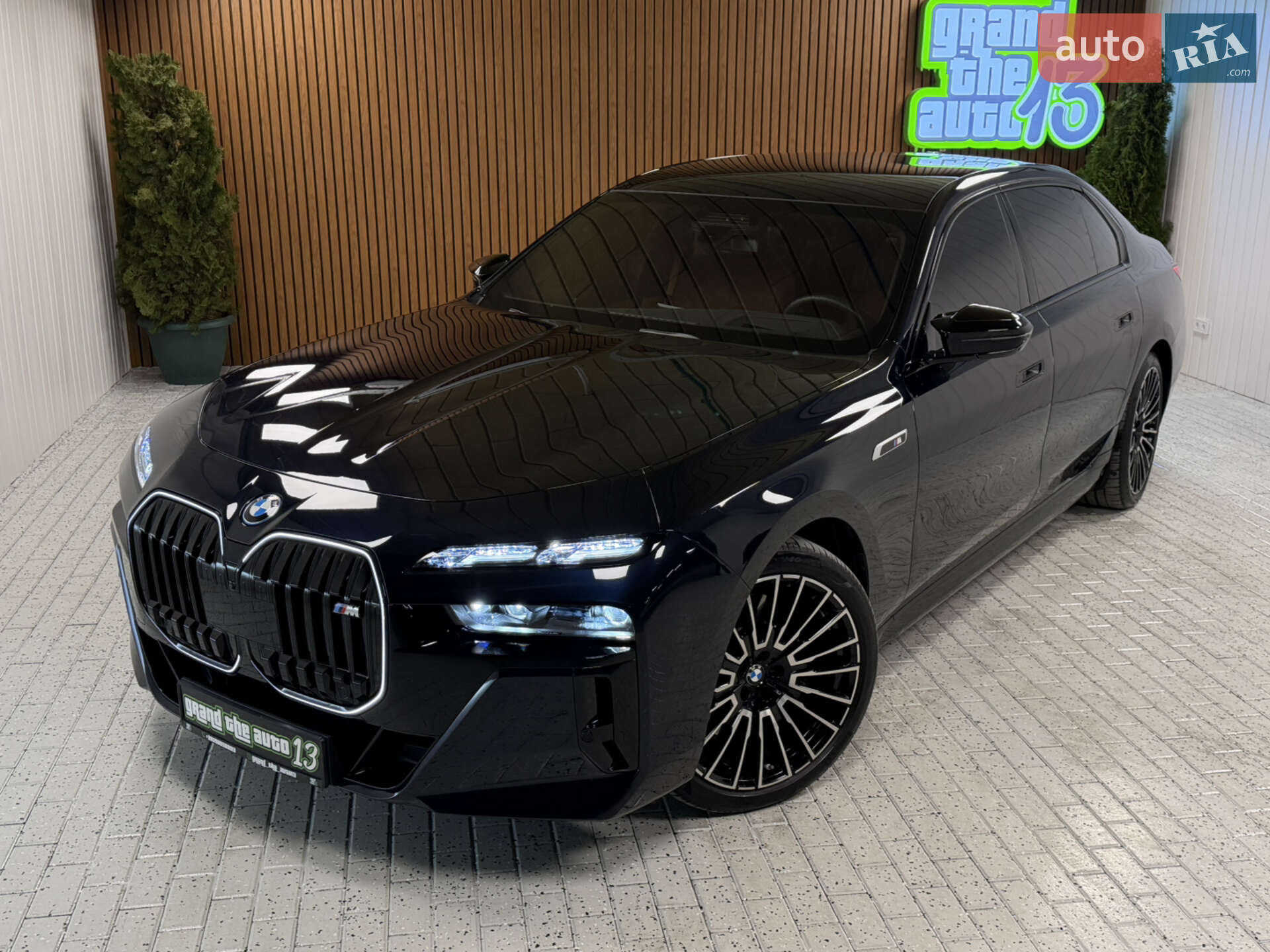 BMW I7 2024 VIN WBY81EH010CR79705 фото оголошення 11 з 61