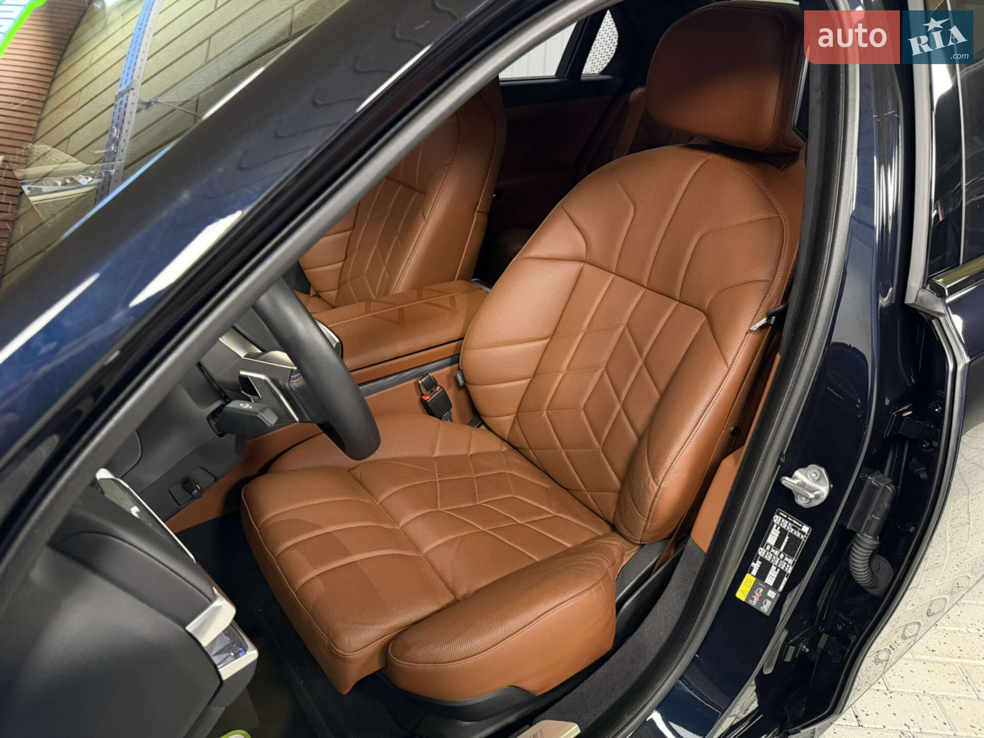 BMW I7 2024 VIN WBY81EH010CR79705 фото оголошення 26 з 61