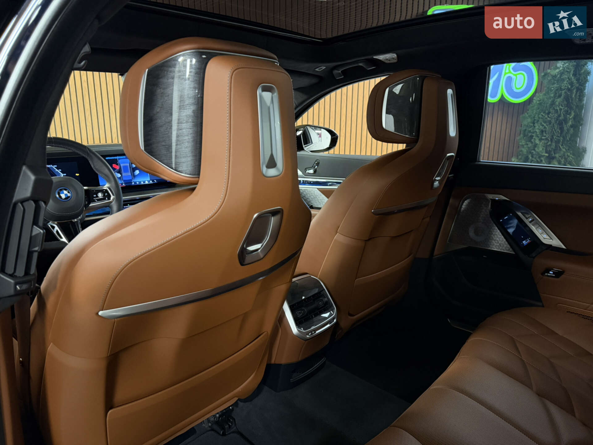 BMW I7 2024 VIN WBY81EH010CR79705 фото оголошення 36 з 61